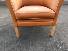 Sedia club moderna di metà secolo di Mogens Hansen, chiamata Queen Chair MH80