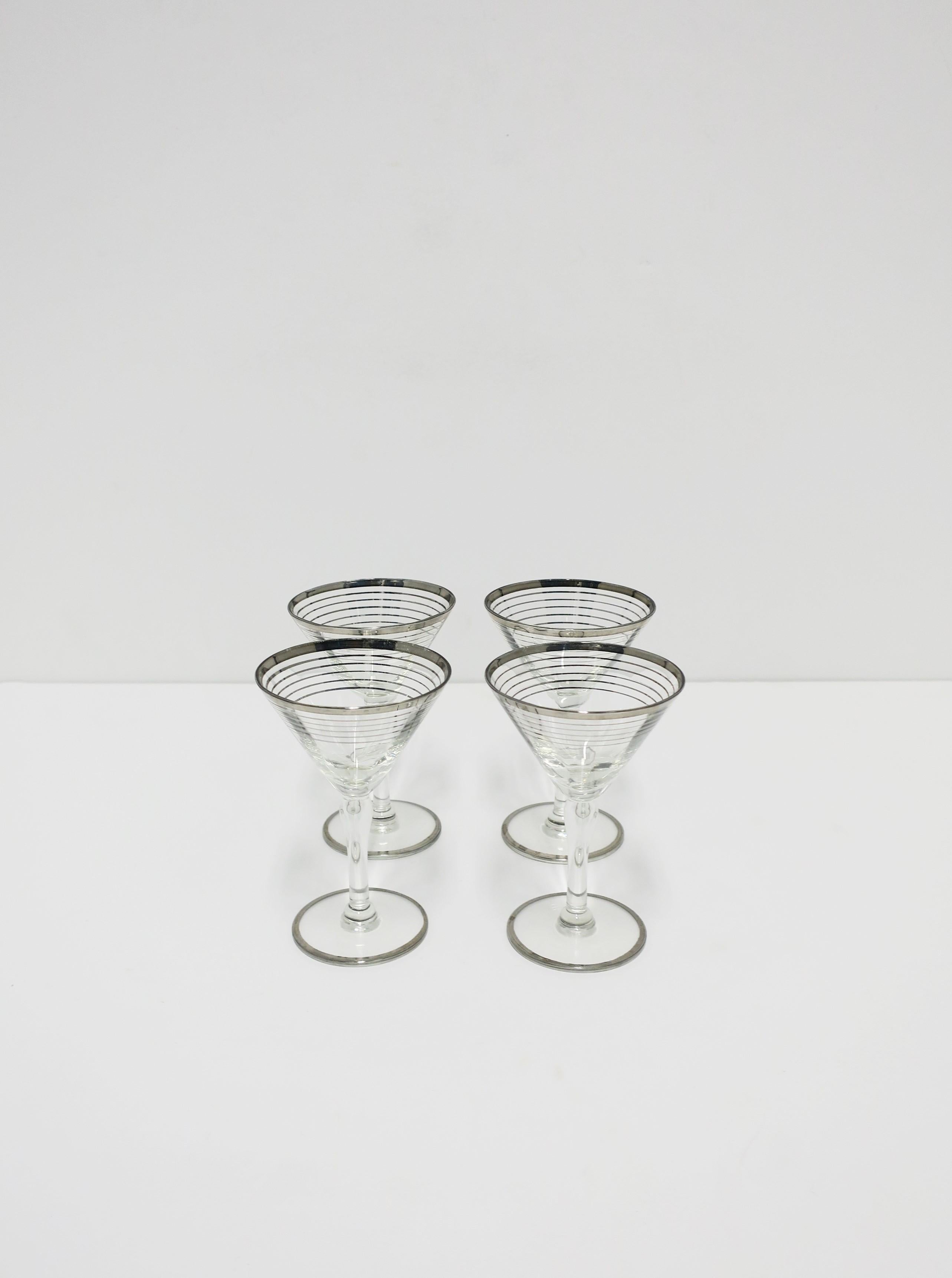 Mid-Century Modern Cocktail or Martini Glasses, Set of 4 In Good Condition In New York, NY