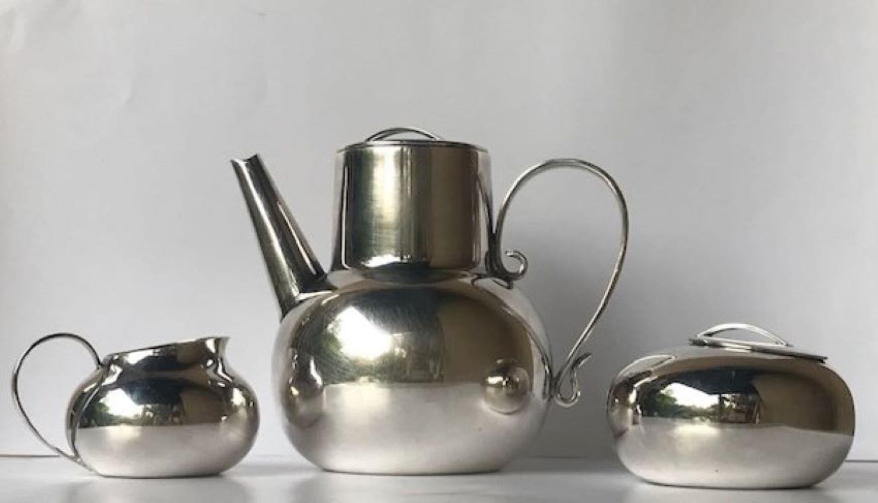 Metalwork Mid-Century Modern Coffee Set Designed by Lino Sabattini for Christofle c. 1950s