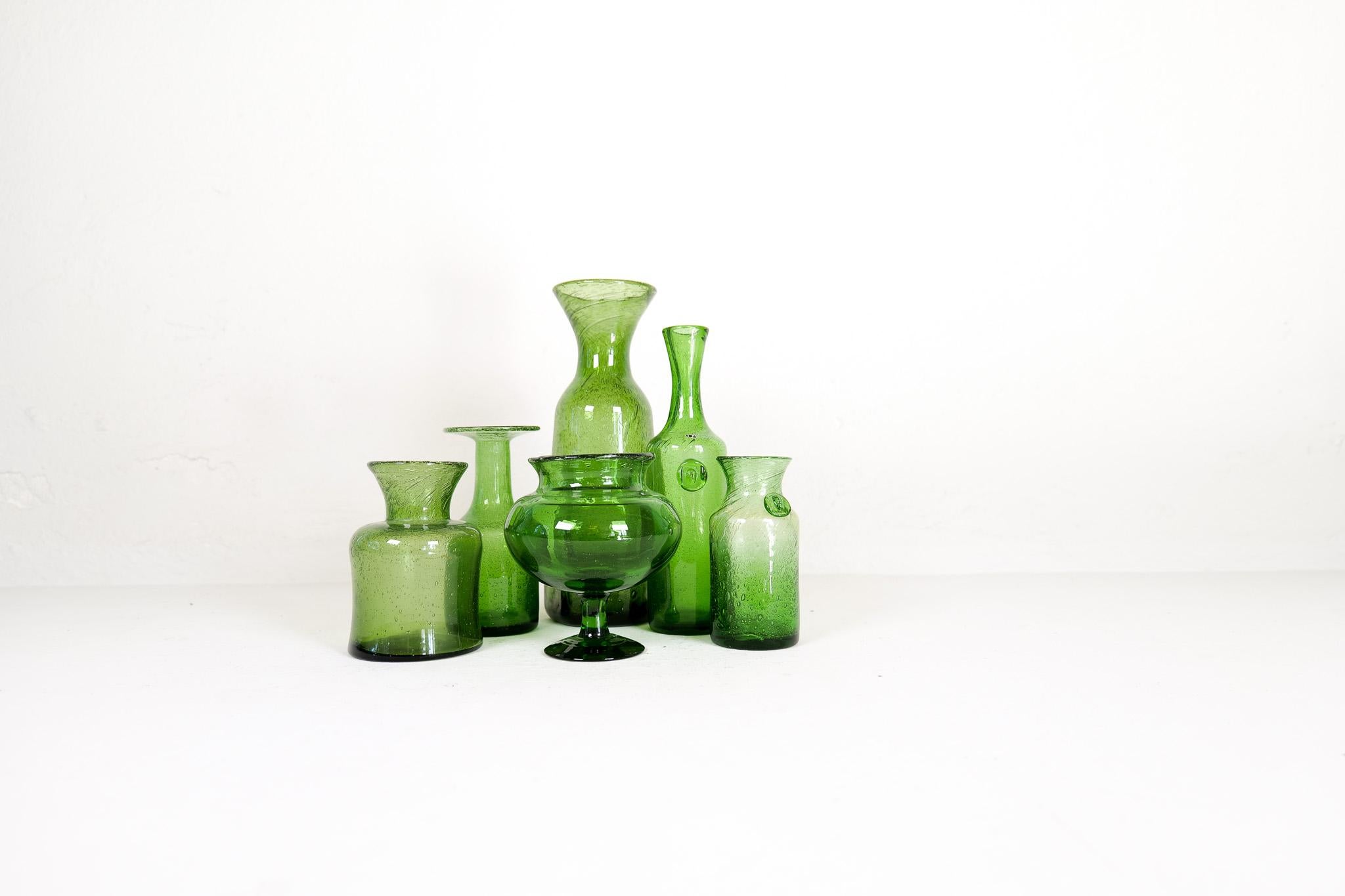 Midcentury Modern Collection of Six Green Vases by Erik Hoglund, Sweden, 1960s In Good Condition For Sale In Hillringsberg, SE