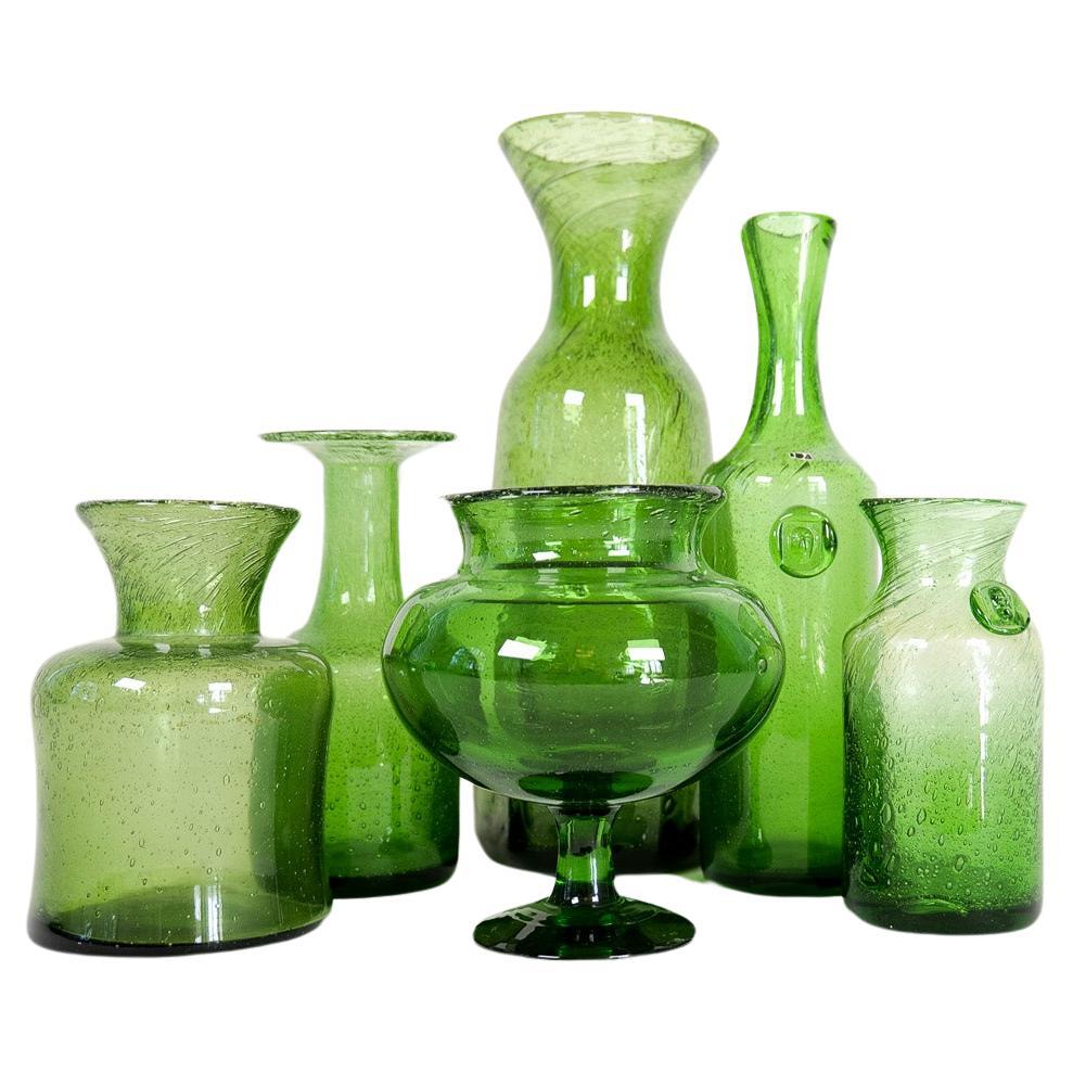 Moderne Kollektion von sechs grünen Vasen aus der Mitte des Jahrhunderts von Erik Hoglund, Schweden, 1960er Jahre