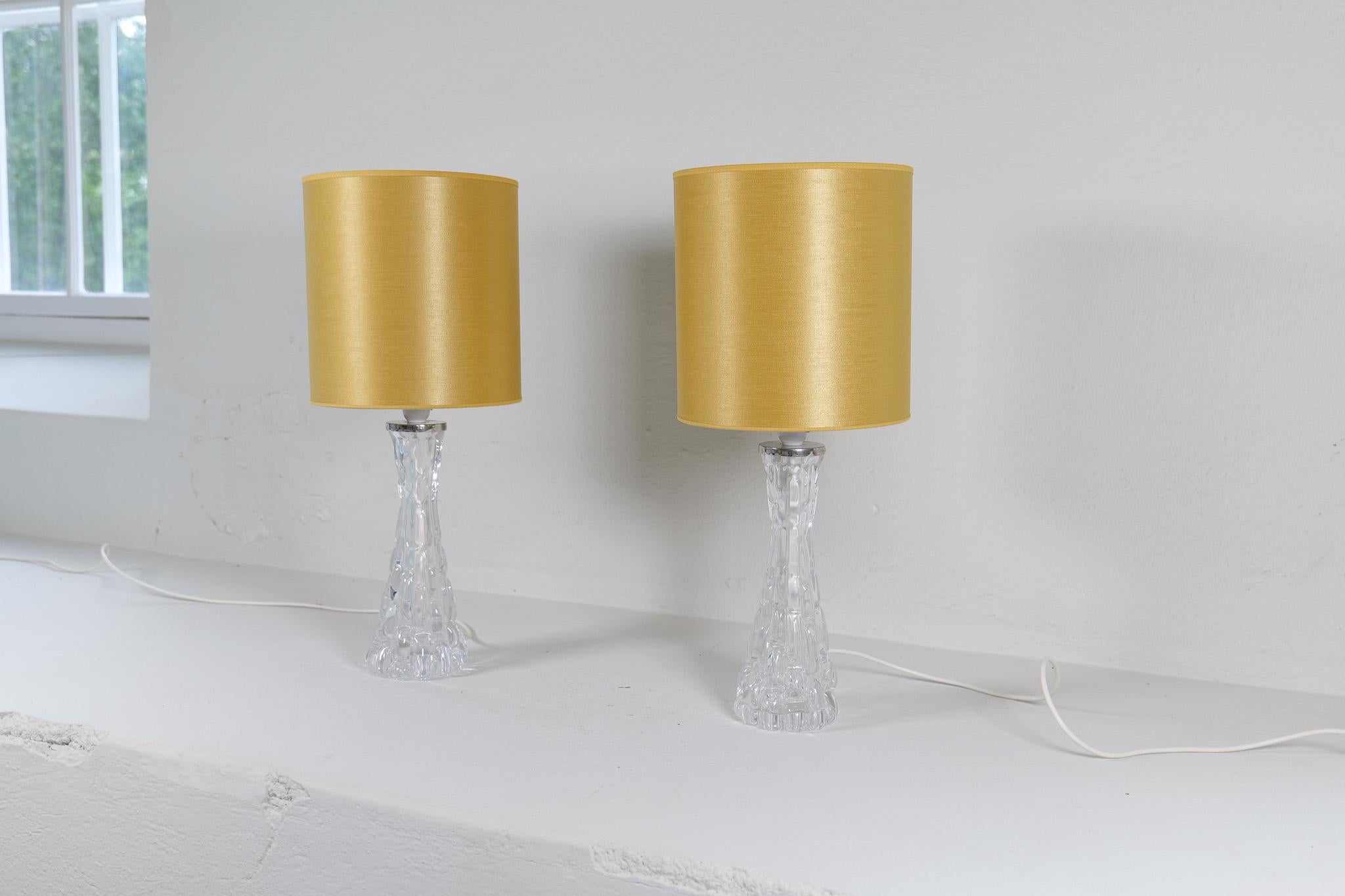 Verre Lampes de table en cristal modernes du milieu du siècle Orrefors par Carl Fagerlund Suède 1970 en vente