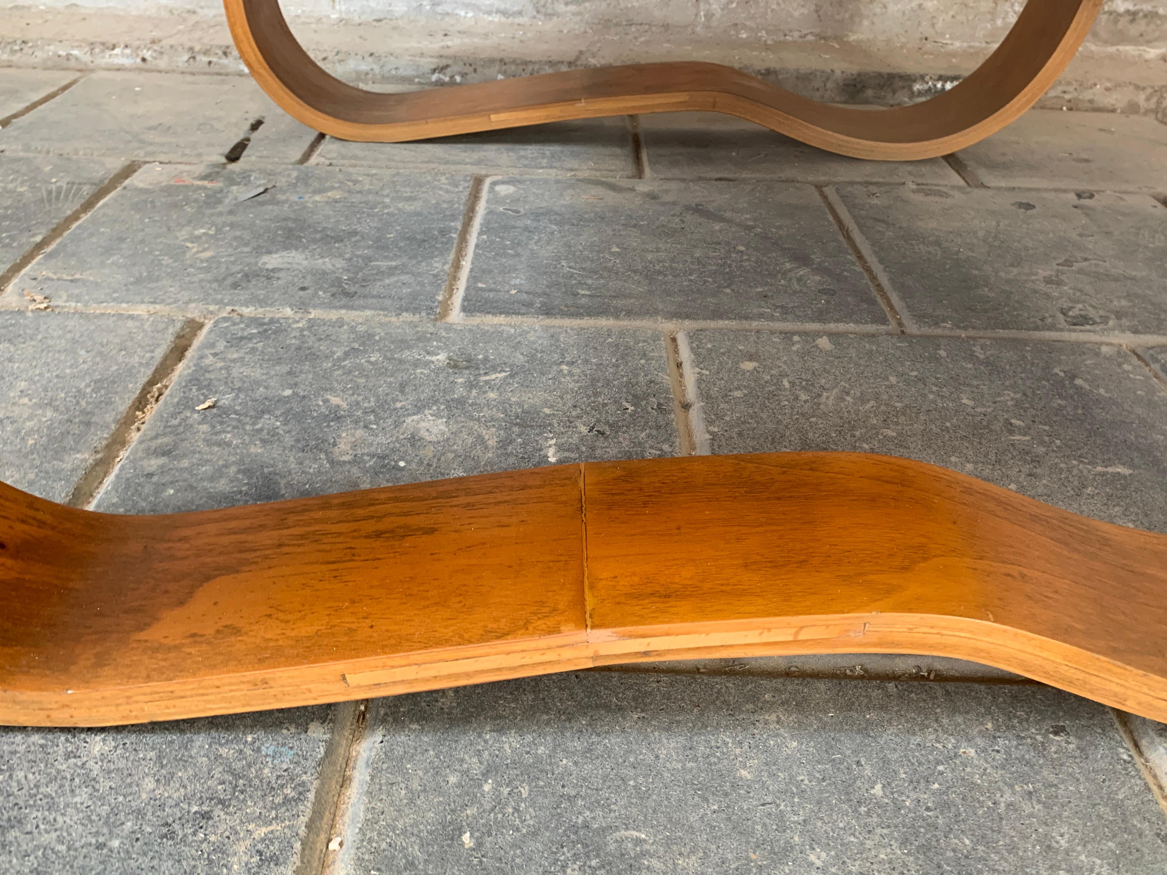 Fauteuil de salon ondulé et courbé moderne du milieu du siècle dernier de Jan Bocan, Tchèque 1970 en vente 5