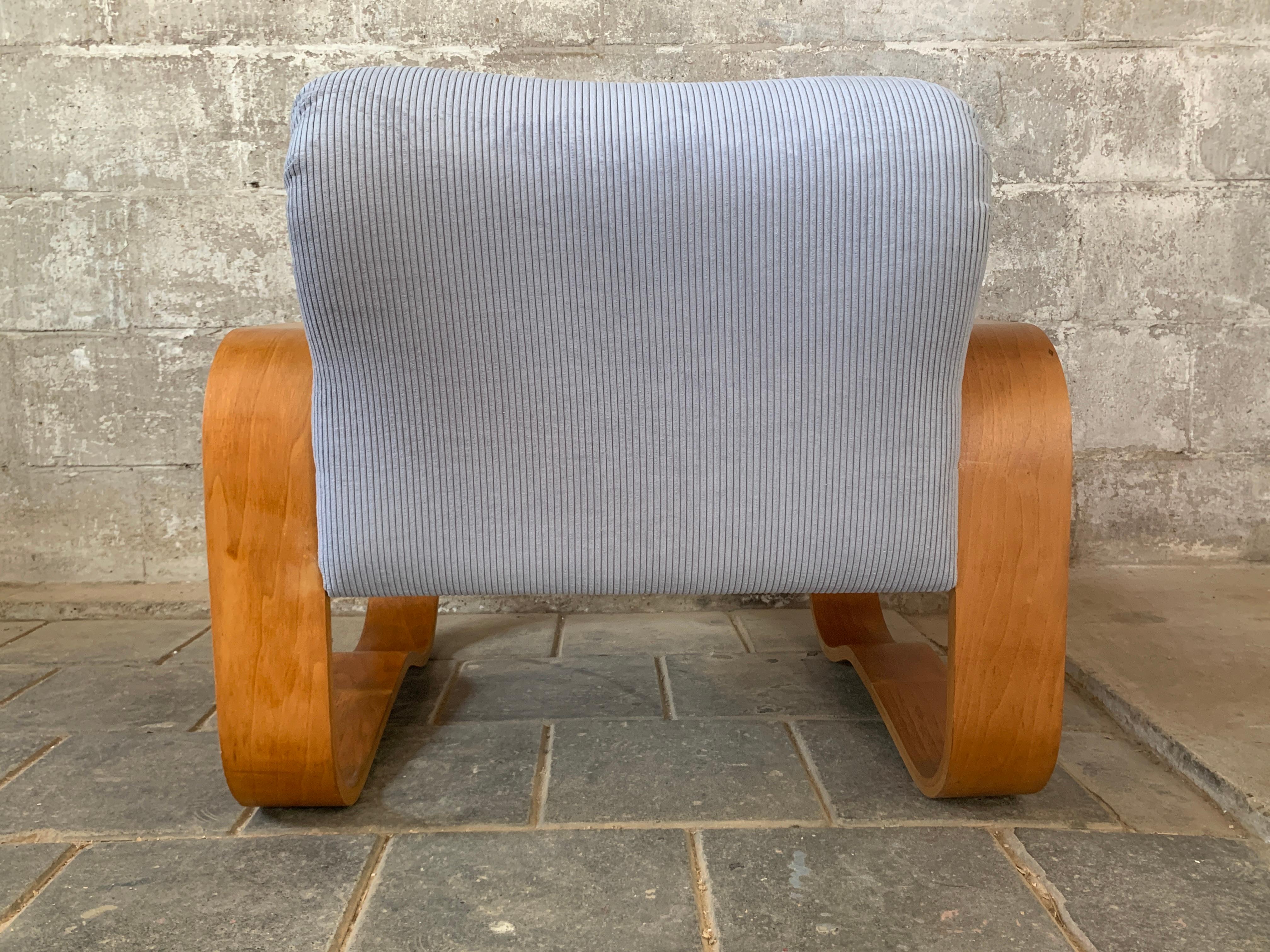 Fauteuil de salon ondulé et courbé moderne du milieu du siècle dernier de Jan Bocan, Tchèque 1970 en vente 7