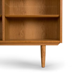Midcentury Modern Danish Design Hohes Bücherregal aus Eiche von Hundevad & Co., 1960er Jahre
