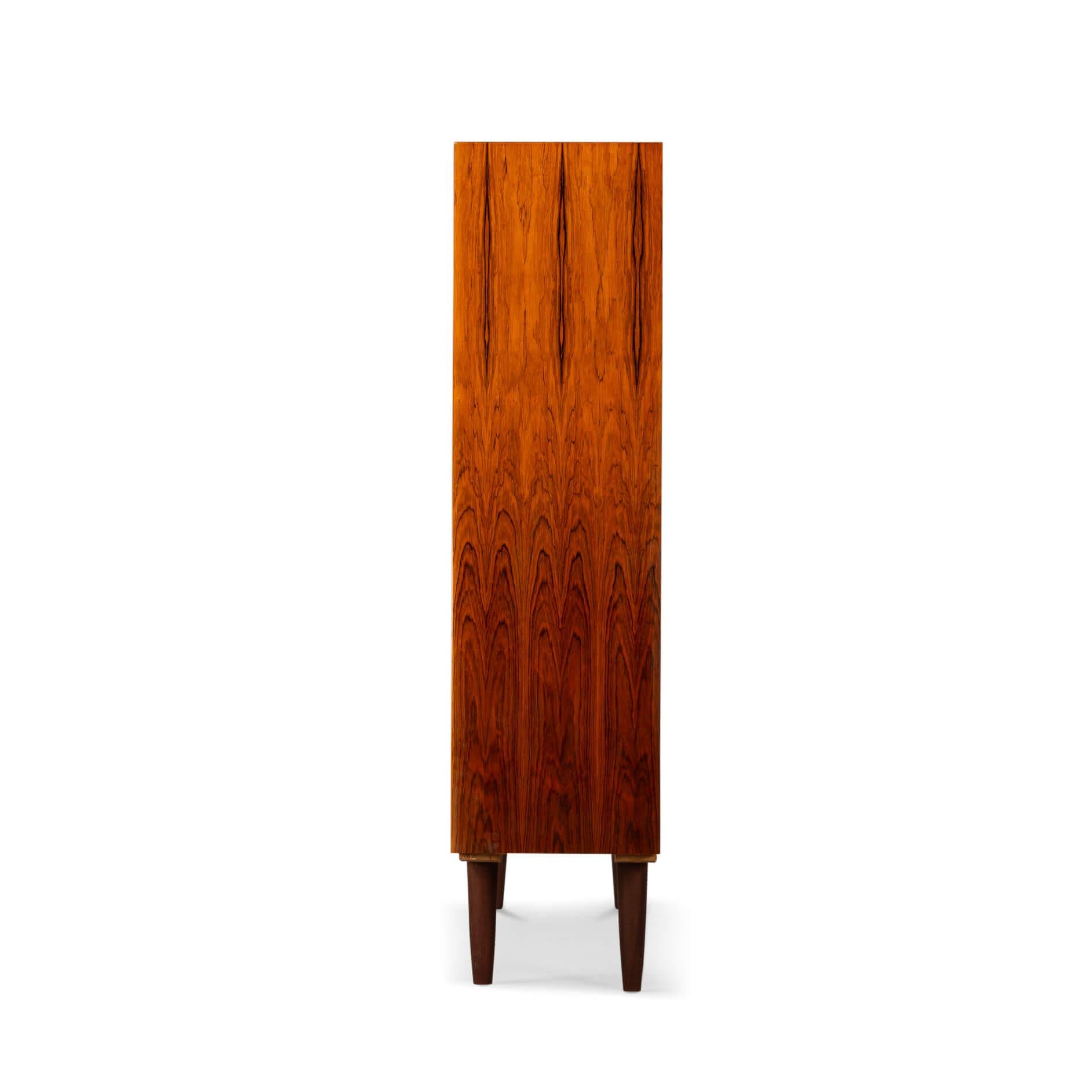Librería de palisandro de diseño danés moderno de mediados de siglo de Hundevad & Co, años 60 Moderno de mediados de siglo en venta