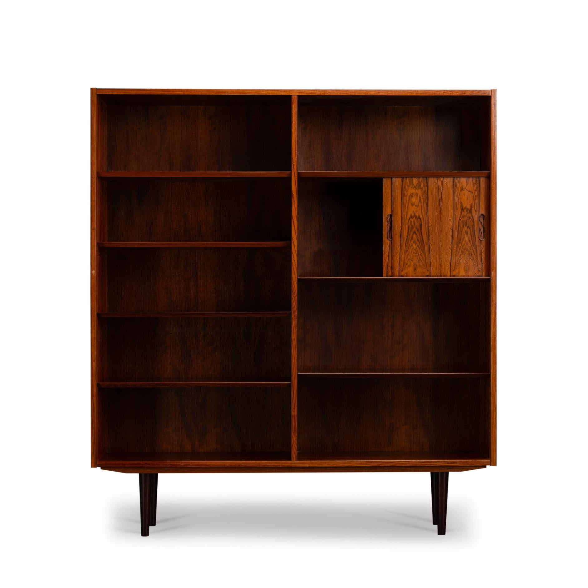Libreria in palissandro di Hundevad & Co. di design danese del Medioevo, anni '60 in vendita 1