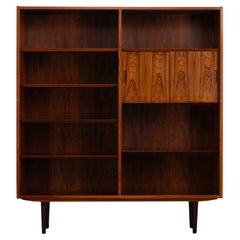 Midcentury Modern Danish Design Rosewood Bookcase by Hundevad & Co, 1960s