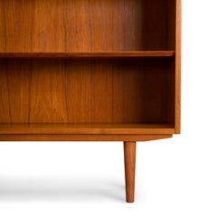 Dänisches Teakholz-Bücherregal im modernen Design der Jahrhundertmitte von Hundevad & Co., 1960er Jahre