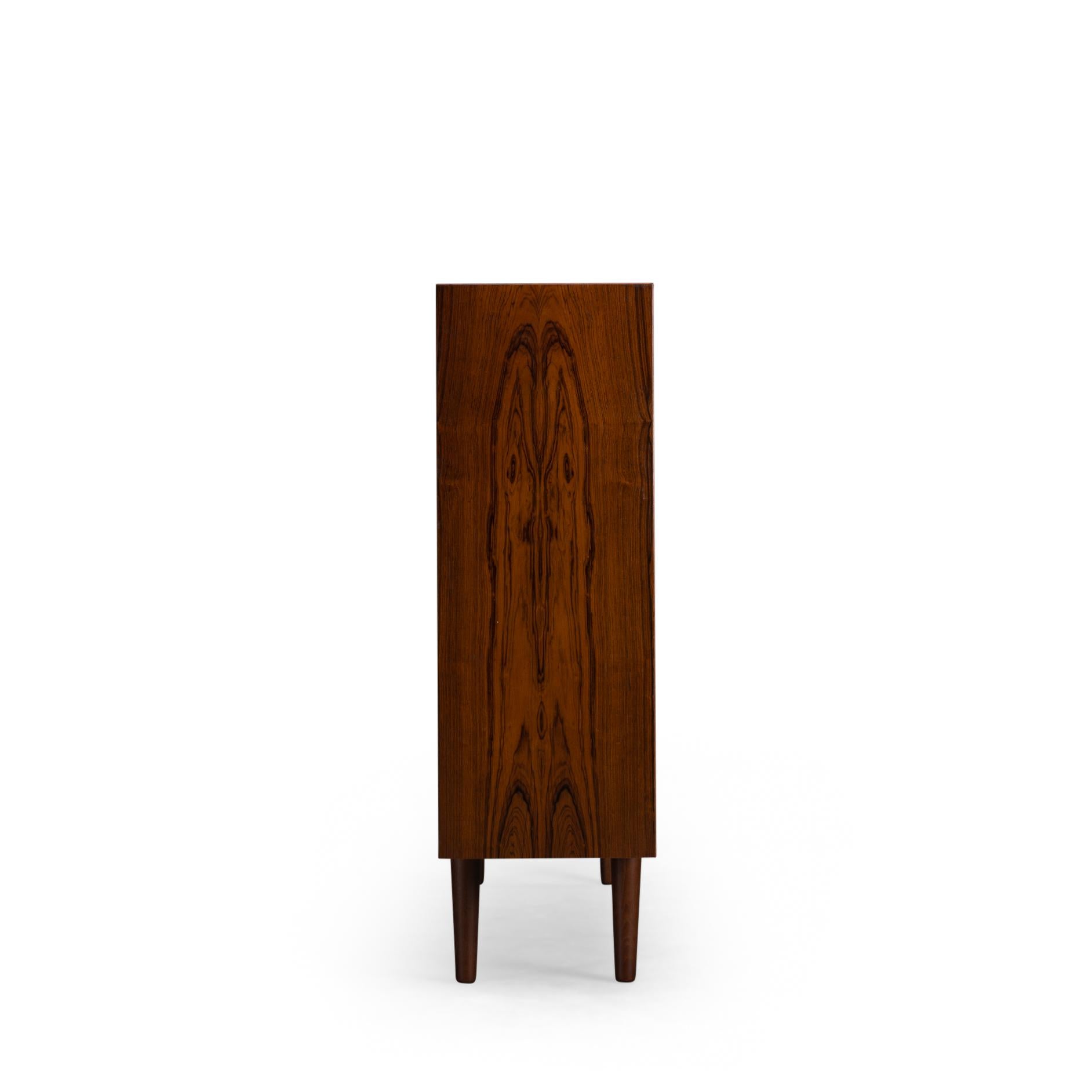 Mid-Century moderno Midcentury Modern Danish Low  Rosewood Bookcase by Hundevad & Co, 1960s in vendita