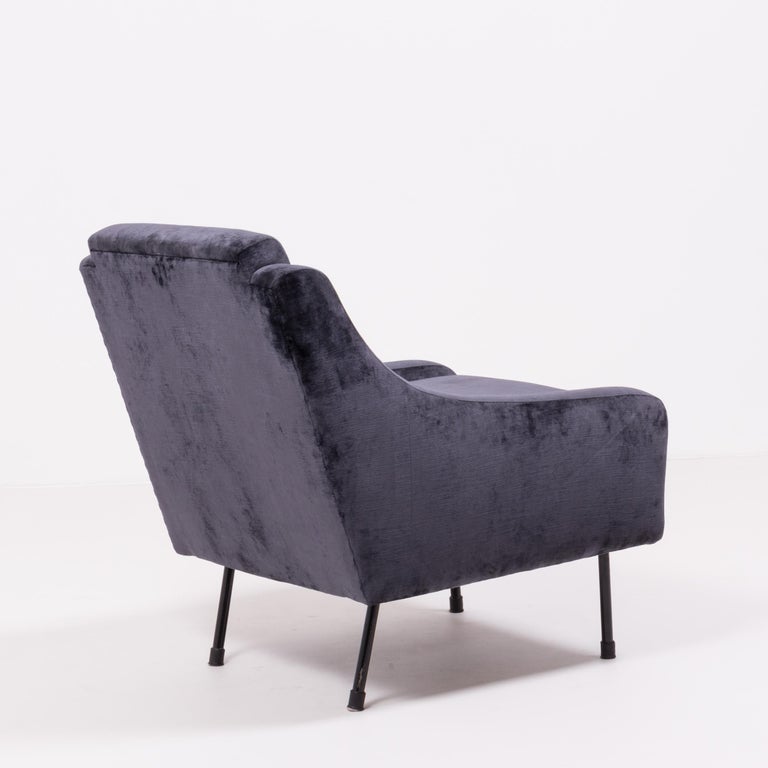 MidCentury Modern Dark Blue Velvet Armchair at 1stDibs