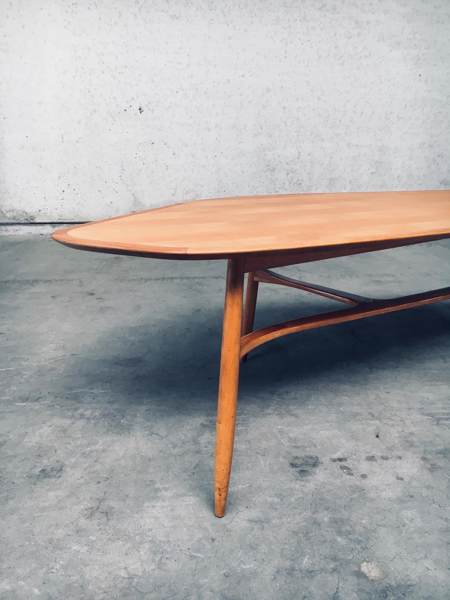 Moderner Boomerang-Couchtisch aus der Mitte des Jahrhunderts von Svante Skogh, Schweden 1960er Jahre im Angebot 3