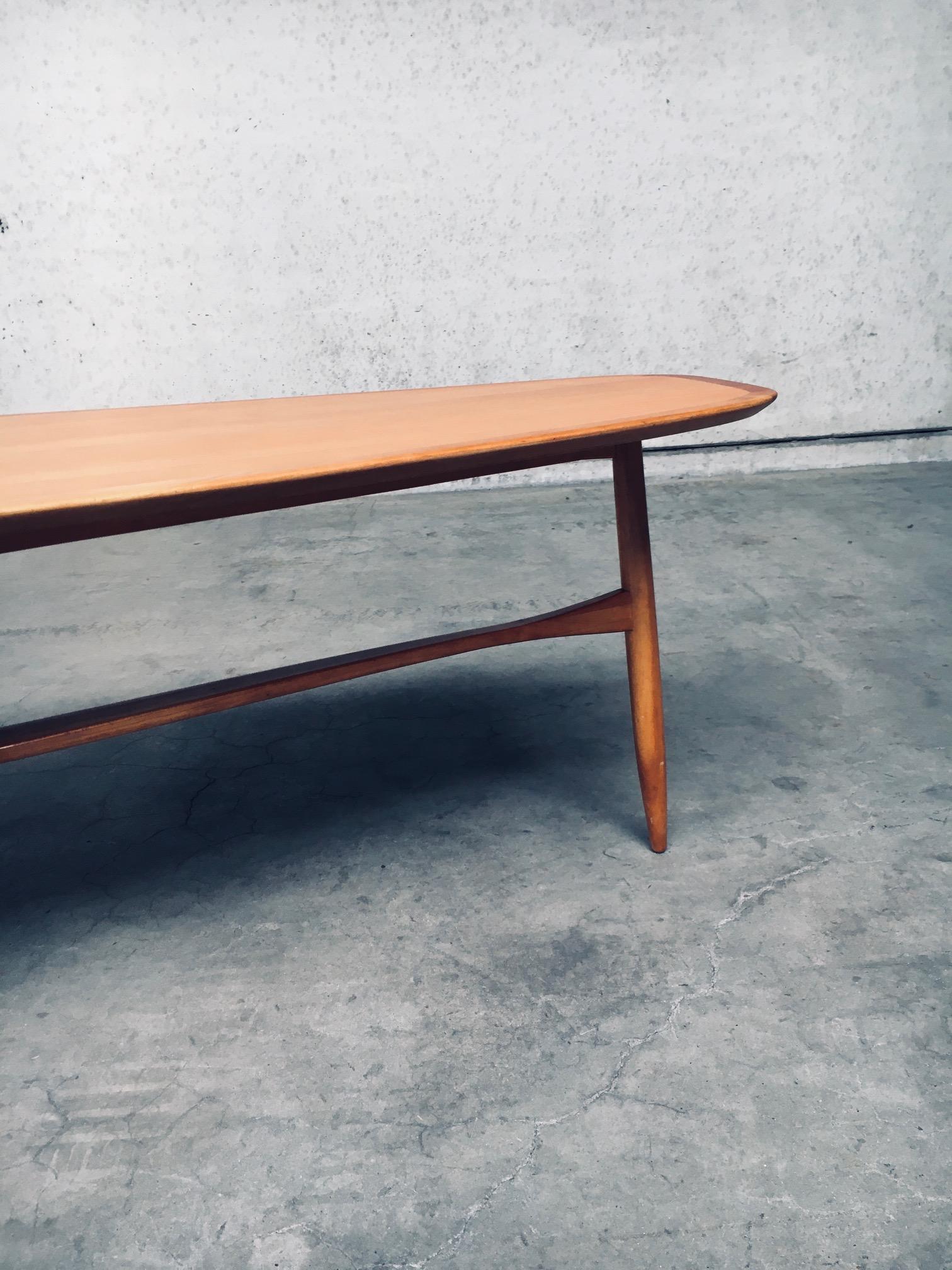 Moderner Boomerang-Couchtisch aus der Mitte des Jahrhunderts von Svante Skogh, Schweden 1960er Jahre im Angebot 4