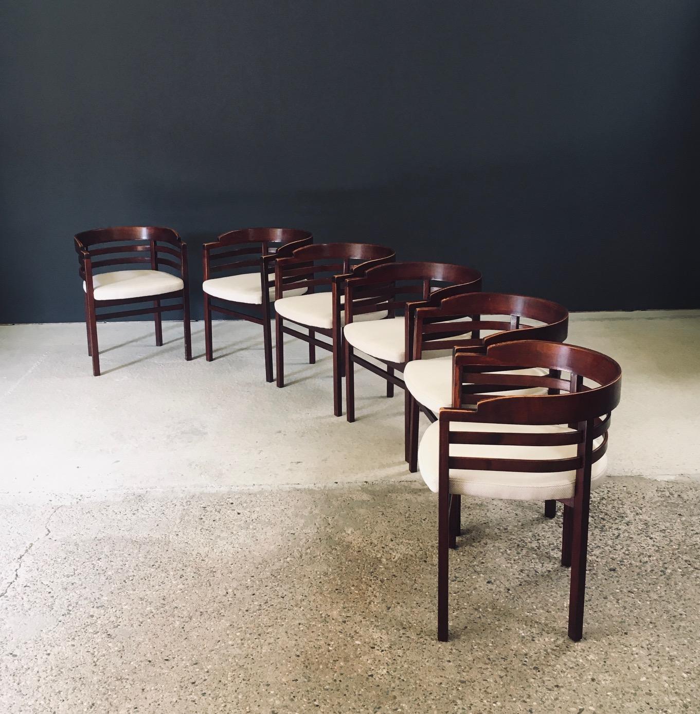 Européen Midcentury Modern Design Curved Dining Chair Set, Italy 1970's en vente