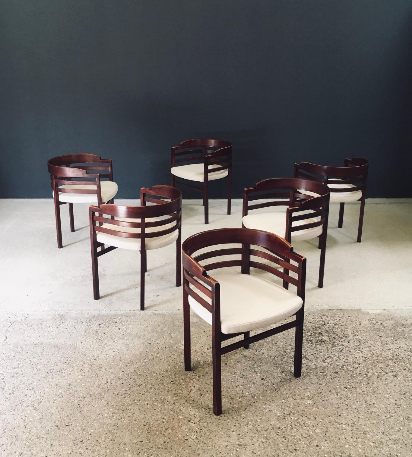 Fin du 20e siècle Midcentury Modern Design Curved Dining Chair Set, Italy 1970's en vente