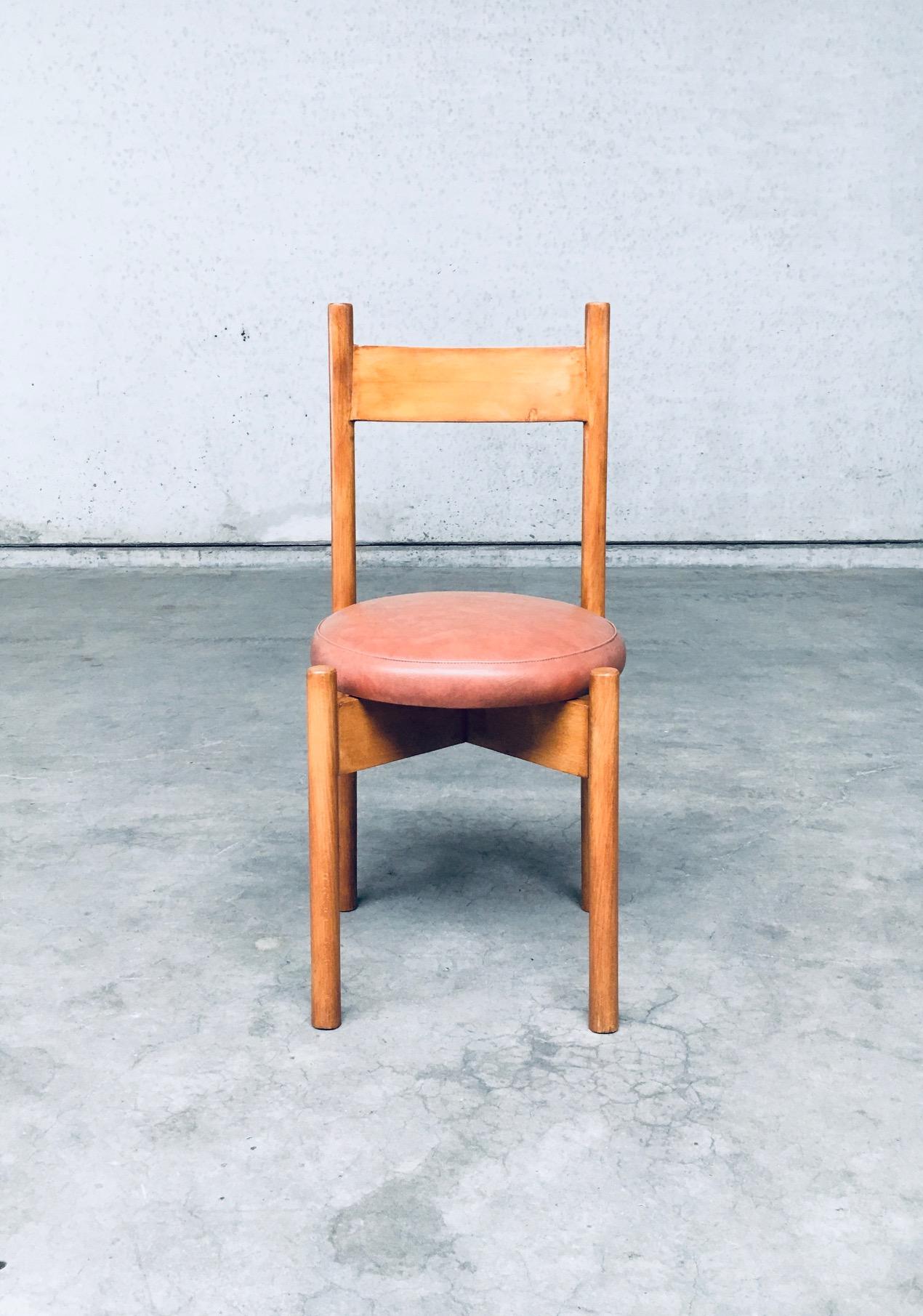 Ensemble de chaises de salle à manger de style The Moderns/One dans le style de Charlotte Perriand en vente 3