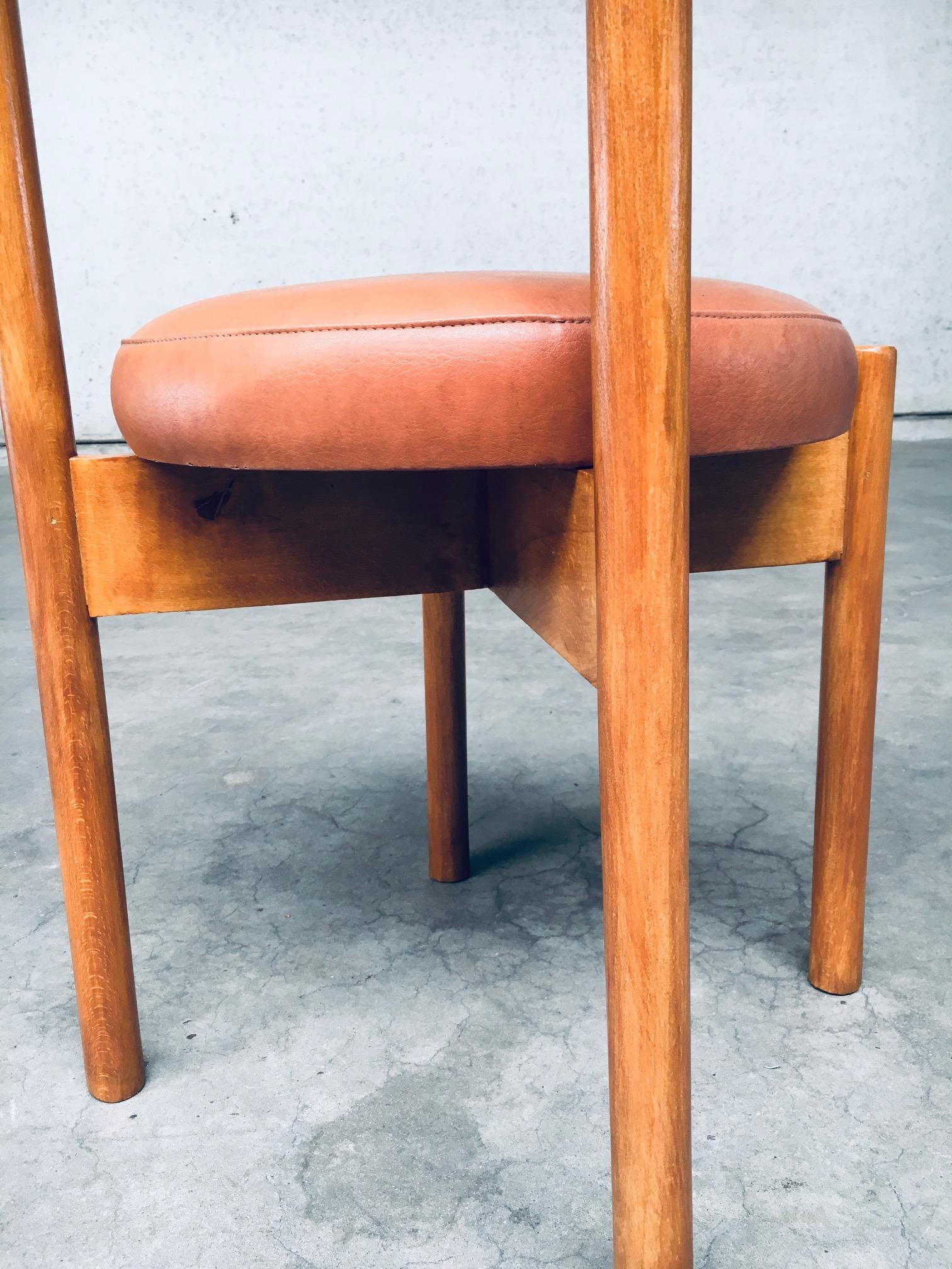 Midcentury Modern Design Dining Chair set in the style of Charlotte Perriand For Sale 13