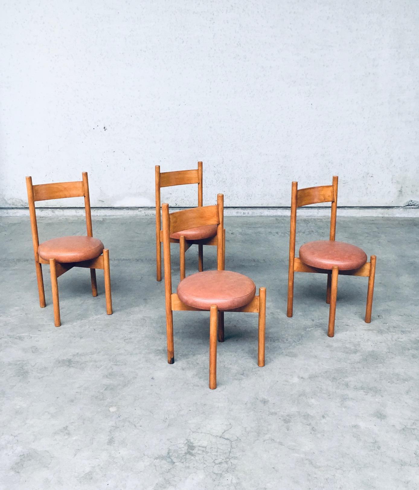 Mid-Century Modern Midcentury Modern Design Dining Chair set in the style of Charlotte Perriand For Sale