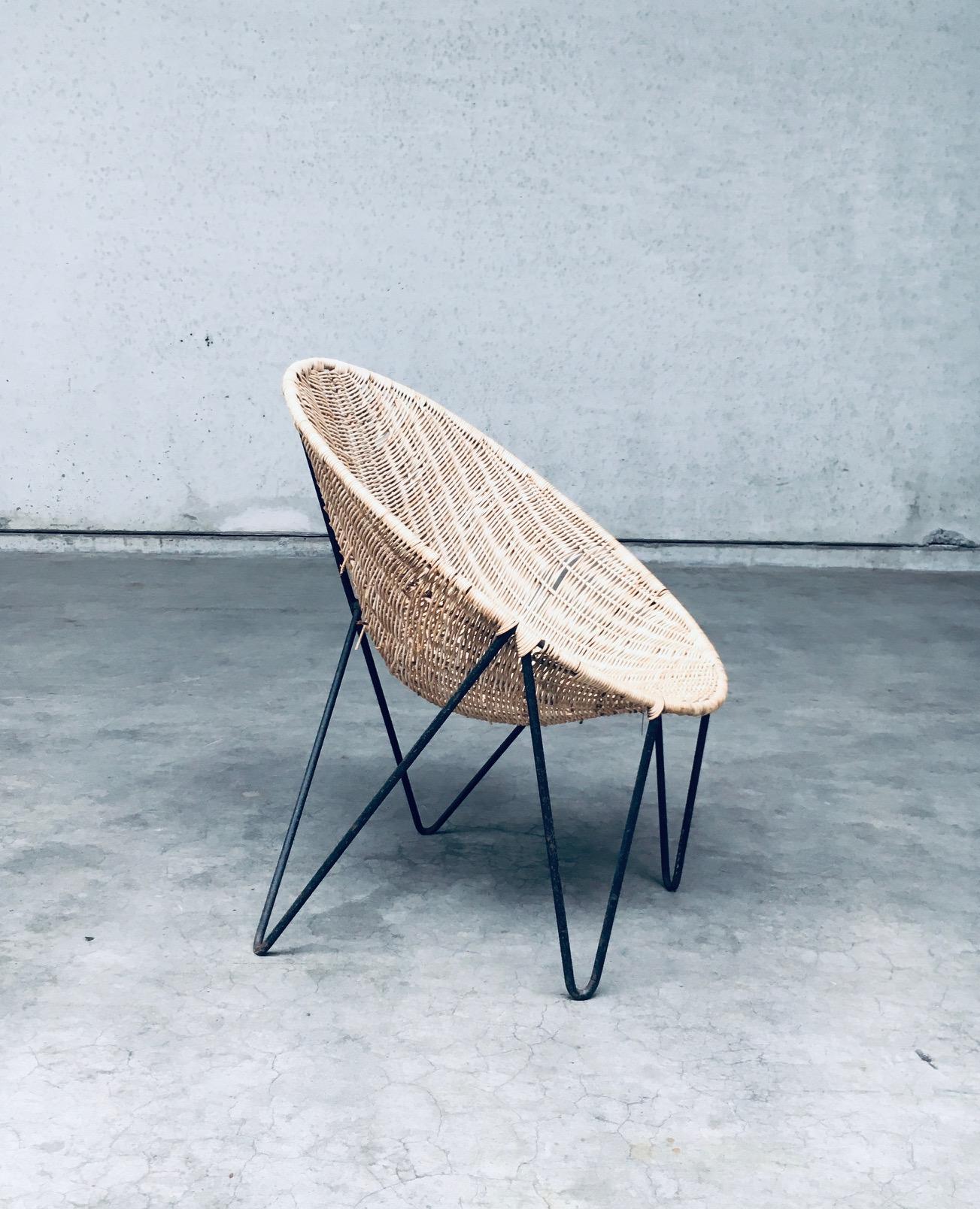 Midcentury Modern Design EGG Basket Wicker Chair set, Italy 1950's For Sale 7