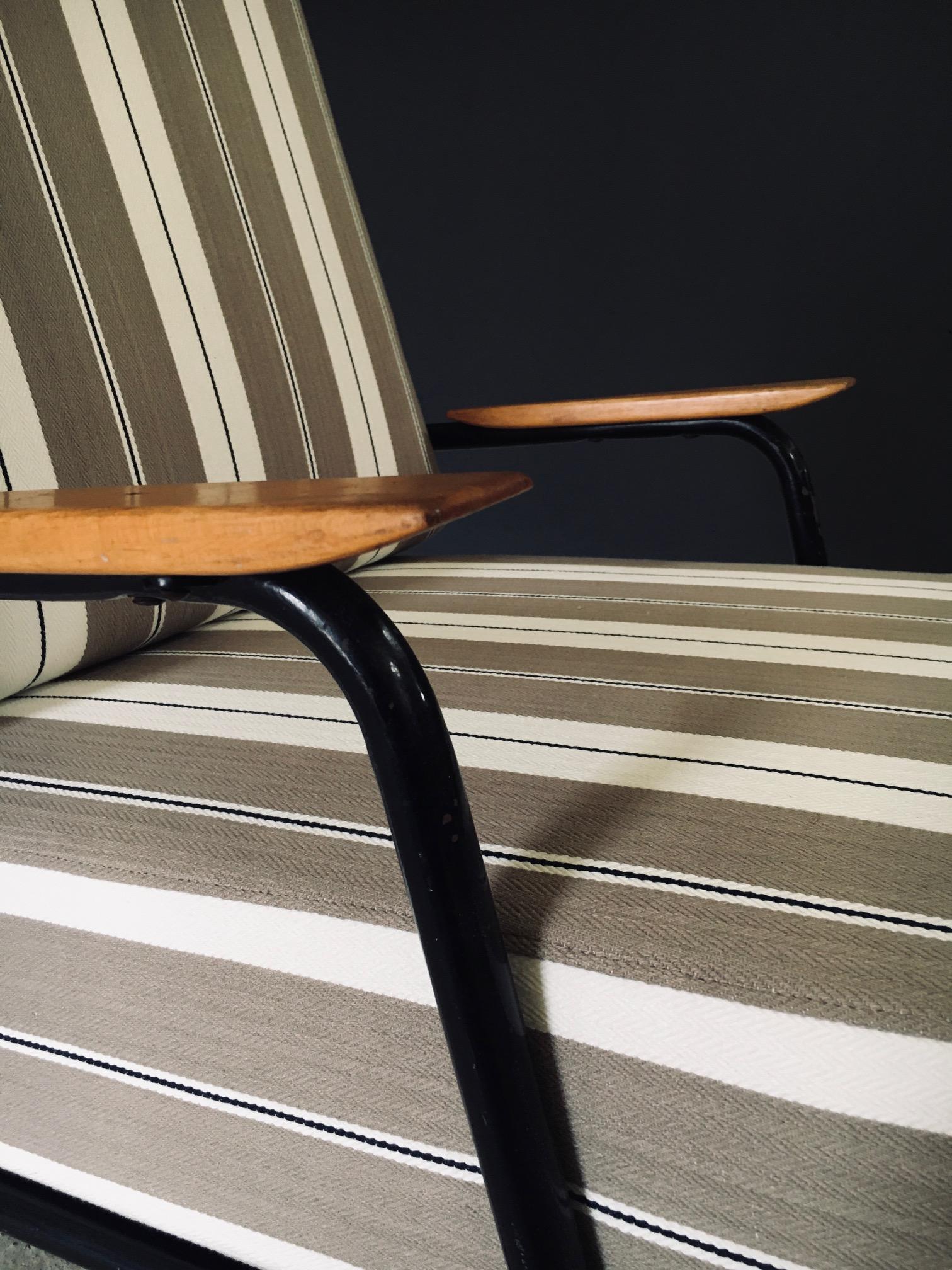 Chaise longue au design moderne du milieu du siècle, France, années 1950 en vente 12