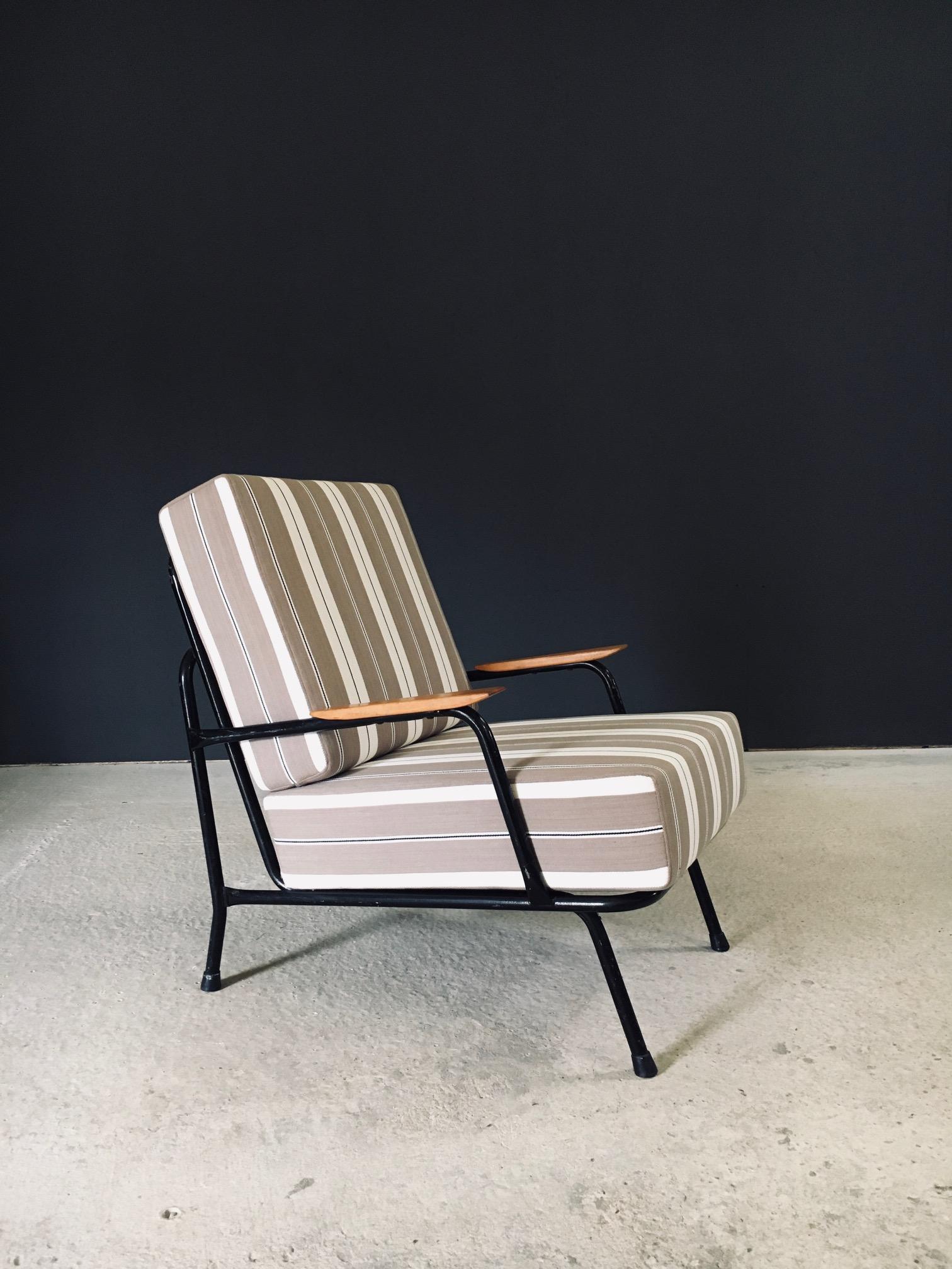 Chaise longue au design moderne du milieu du siècle, France, années 1950 en vente 1