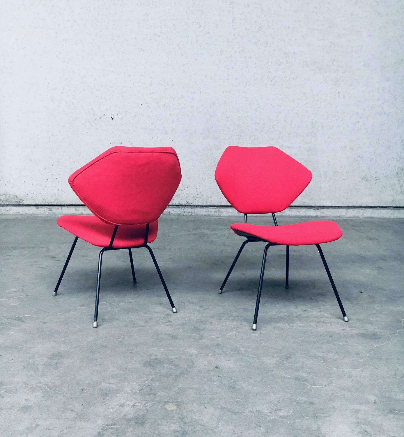 Milieu du XXe siècle Ensemble de chaises d'appoint basses au design moderne du milieu du siècle, Italie, années 1950 en vente