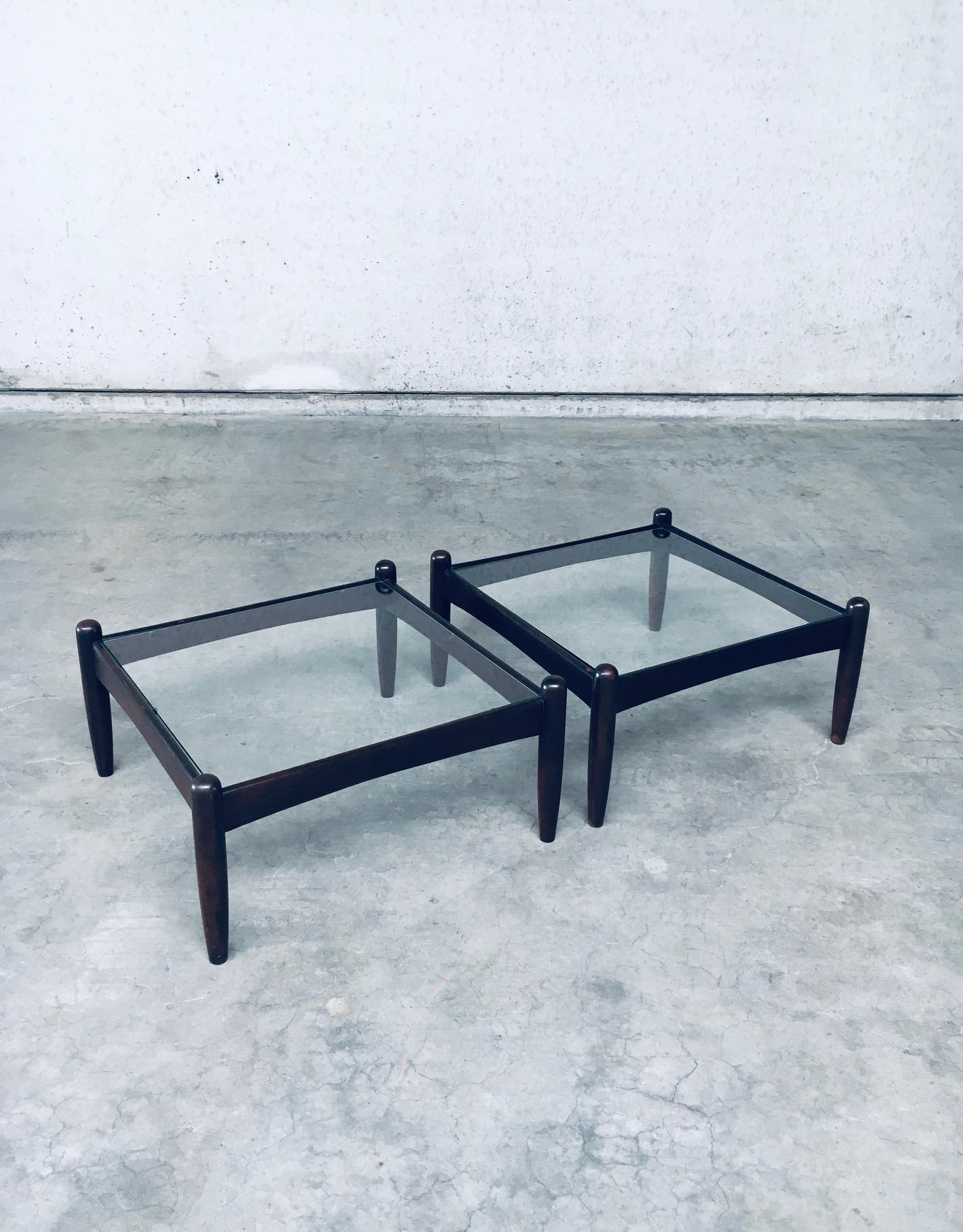 Juego de mesa auxiliar baja de diseño moderno de mediados de siglo, Suecia Años 60 Moderno de mediados de siglo en venta