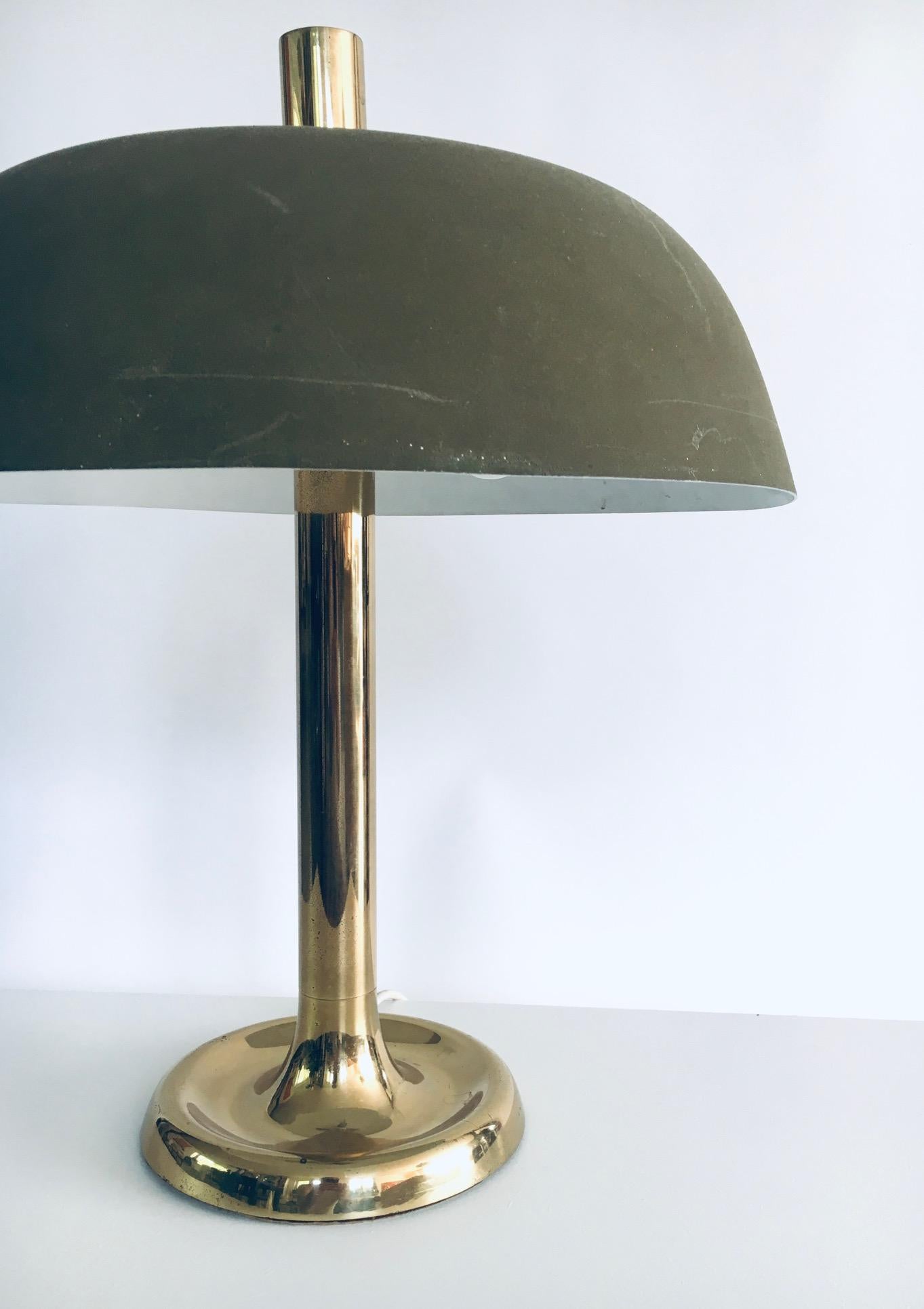 Midcentury Modern Design Pilztischlampe Modell 7377 von Egon Hillebrand im Angebot 5