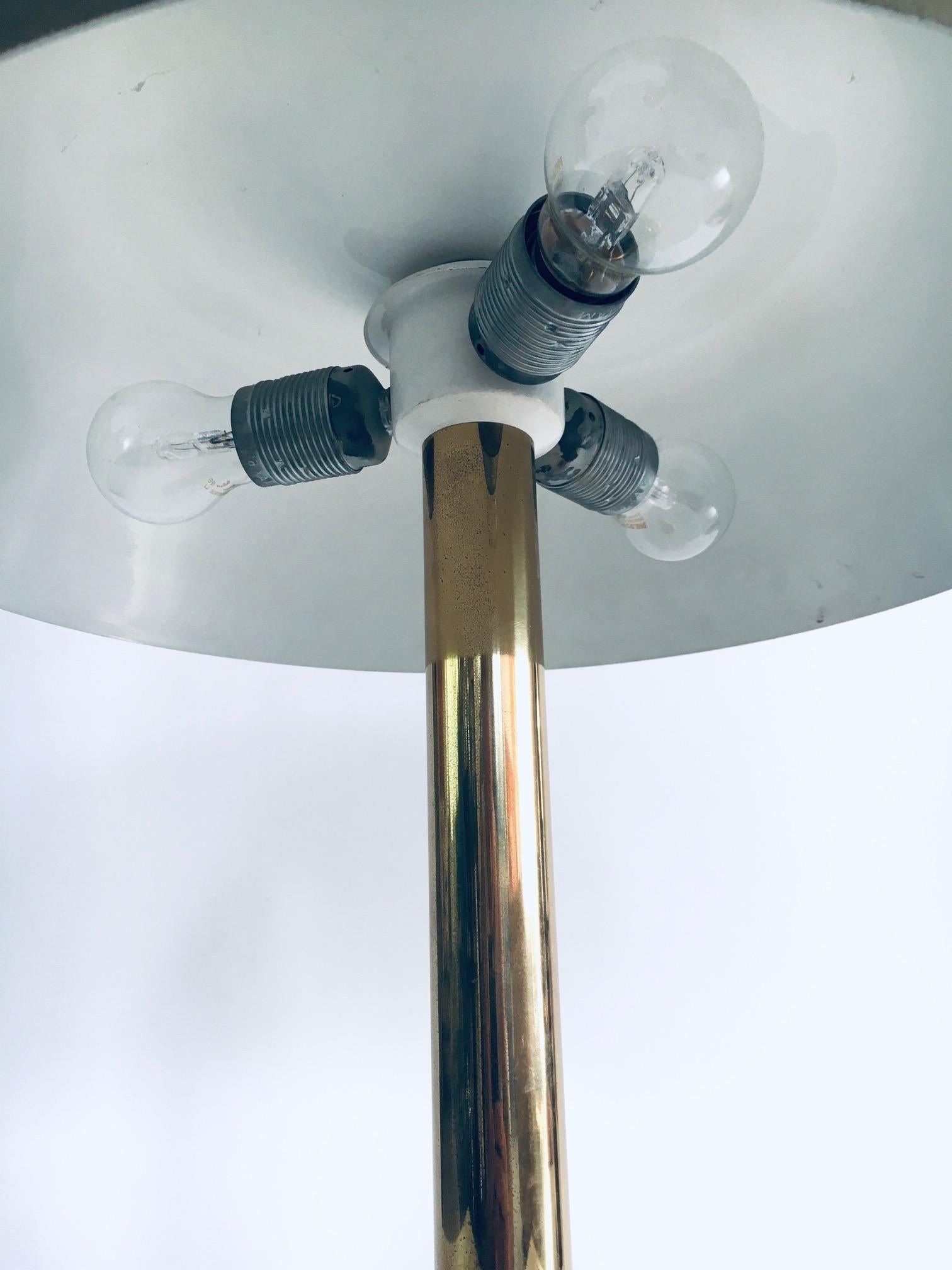 Midcentury Modern Design Pilztischlampe Modell 7377 von Egon Hillebrand im Angebot 9