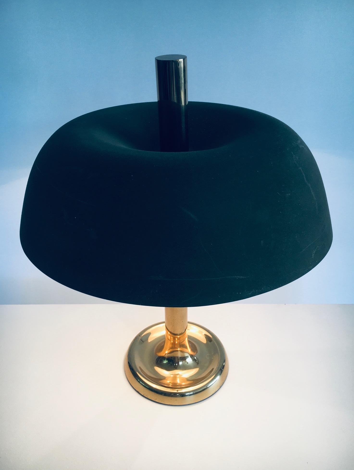Midcentury Modern Design Pilztischlampe Modell 7377 von Egon Hillebrand (Metall) im Angebot