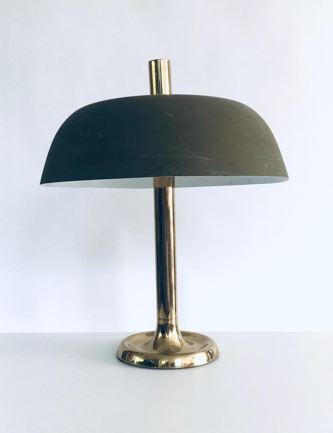 Midcentury Modern Design Pilztischlampe Modell 7377 von Egon Hillebrand im Angebot 2