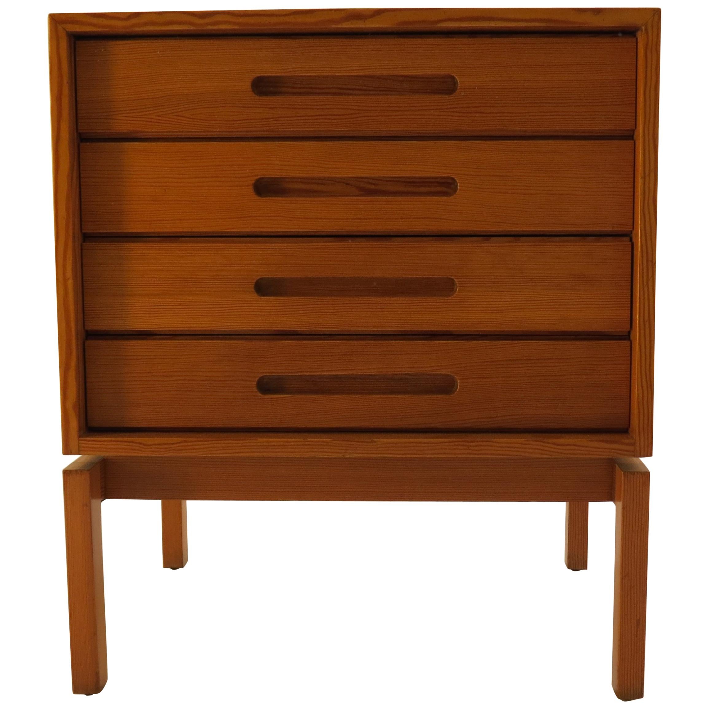 Midcentury Modern Design Oregon Pine Small Chest of Drawers 1970s