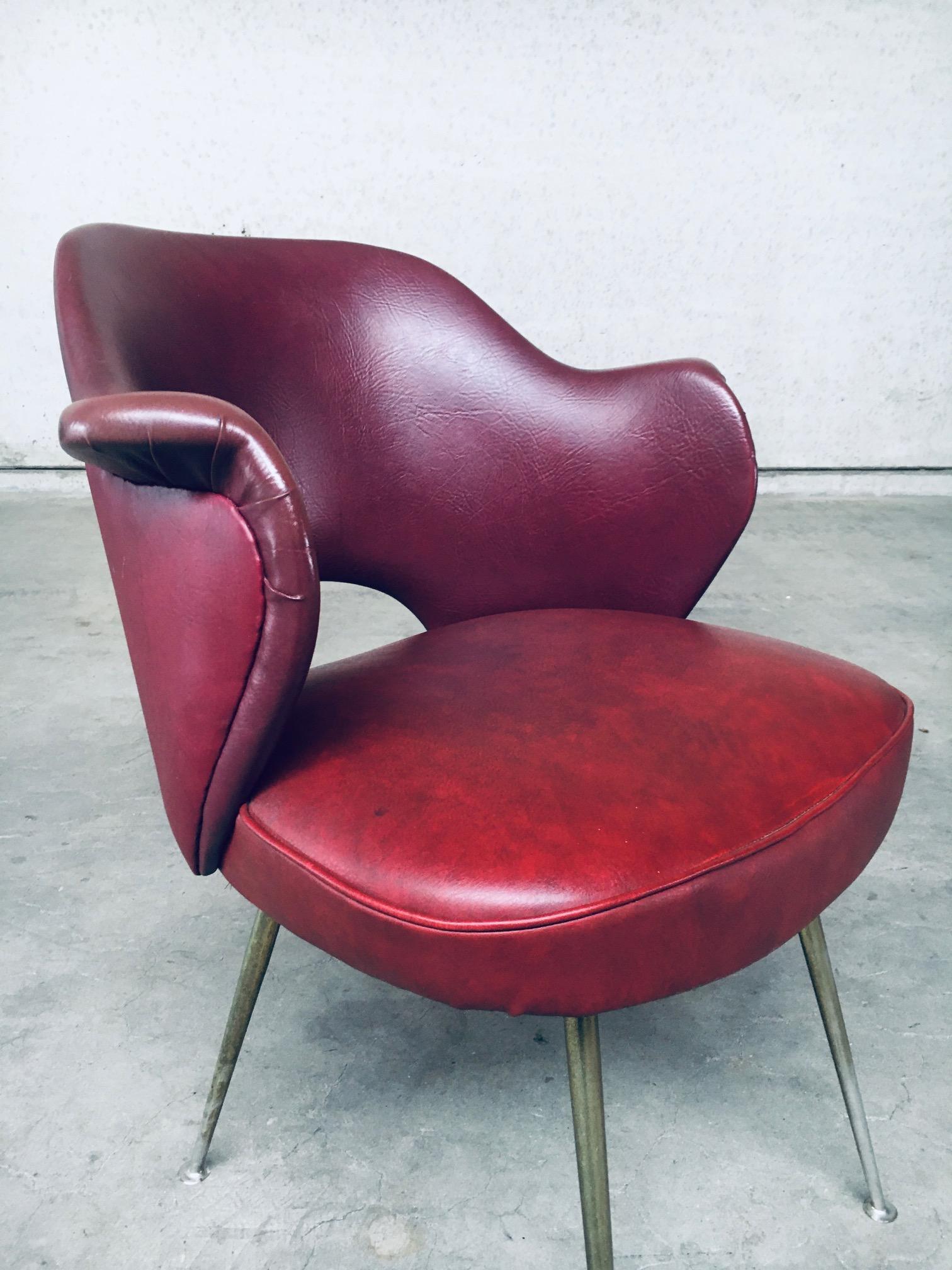Mid-Century Modern Design Skai Leather Office Chair Set, Italy, 1950s For Sale 11