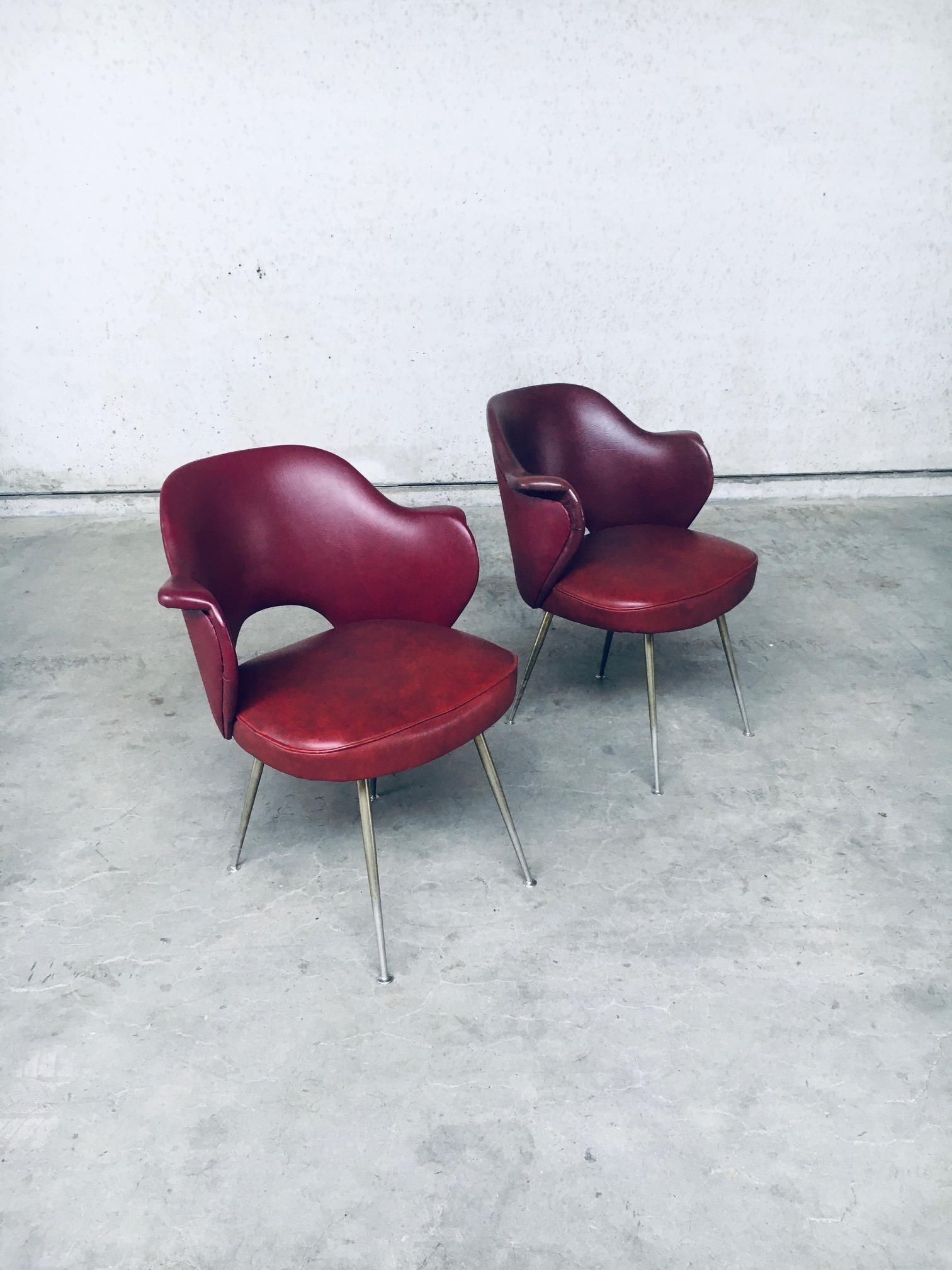 Italian Mid-Century Modern Design Skai Leather Office Chair Set, Italy, 1950s For Sale