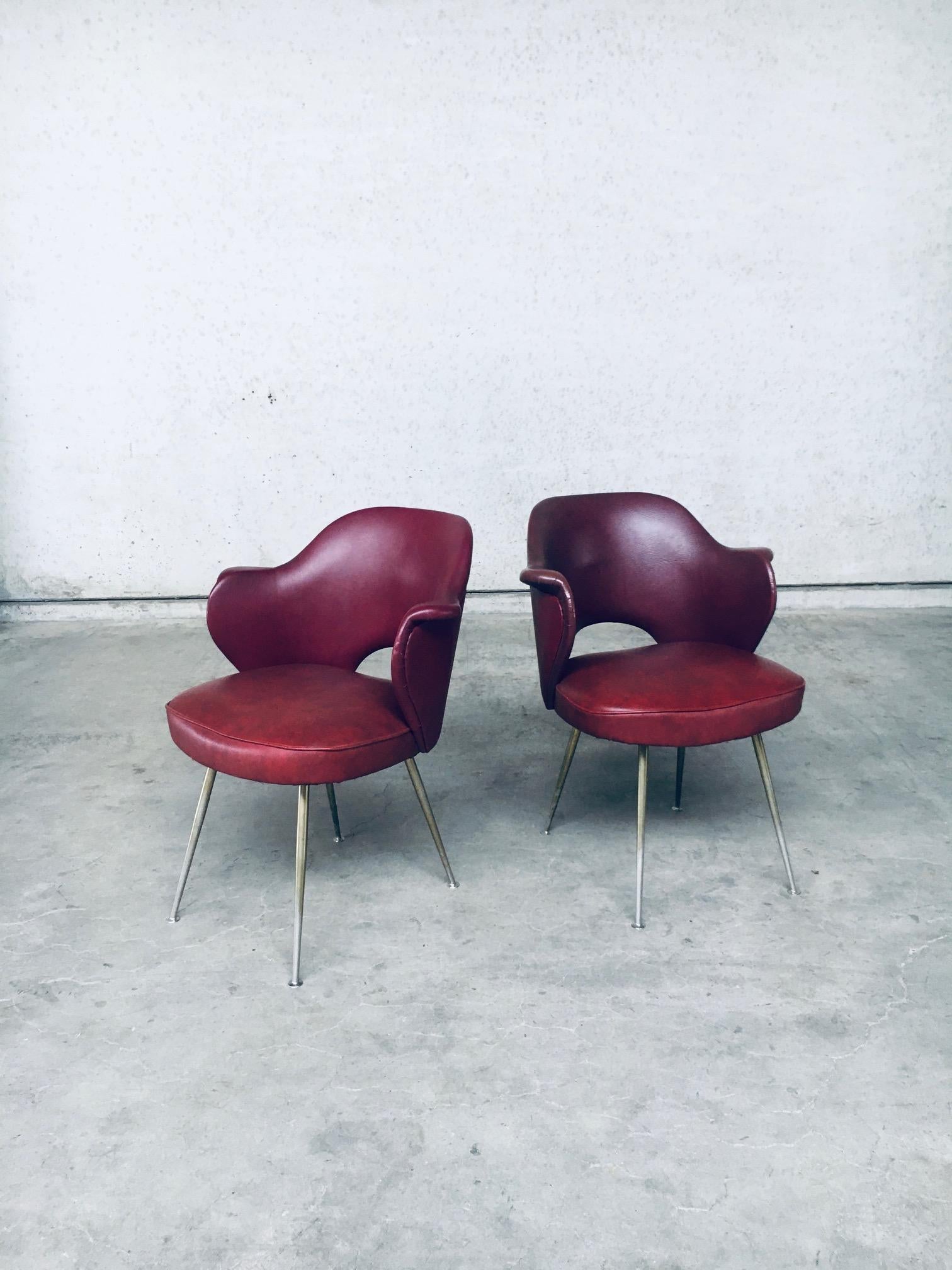 Mid-Century Modern Design Skai Leder-Bürostuhl-Set, Italien, 1950er Jahre (Metall) im Angebot