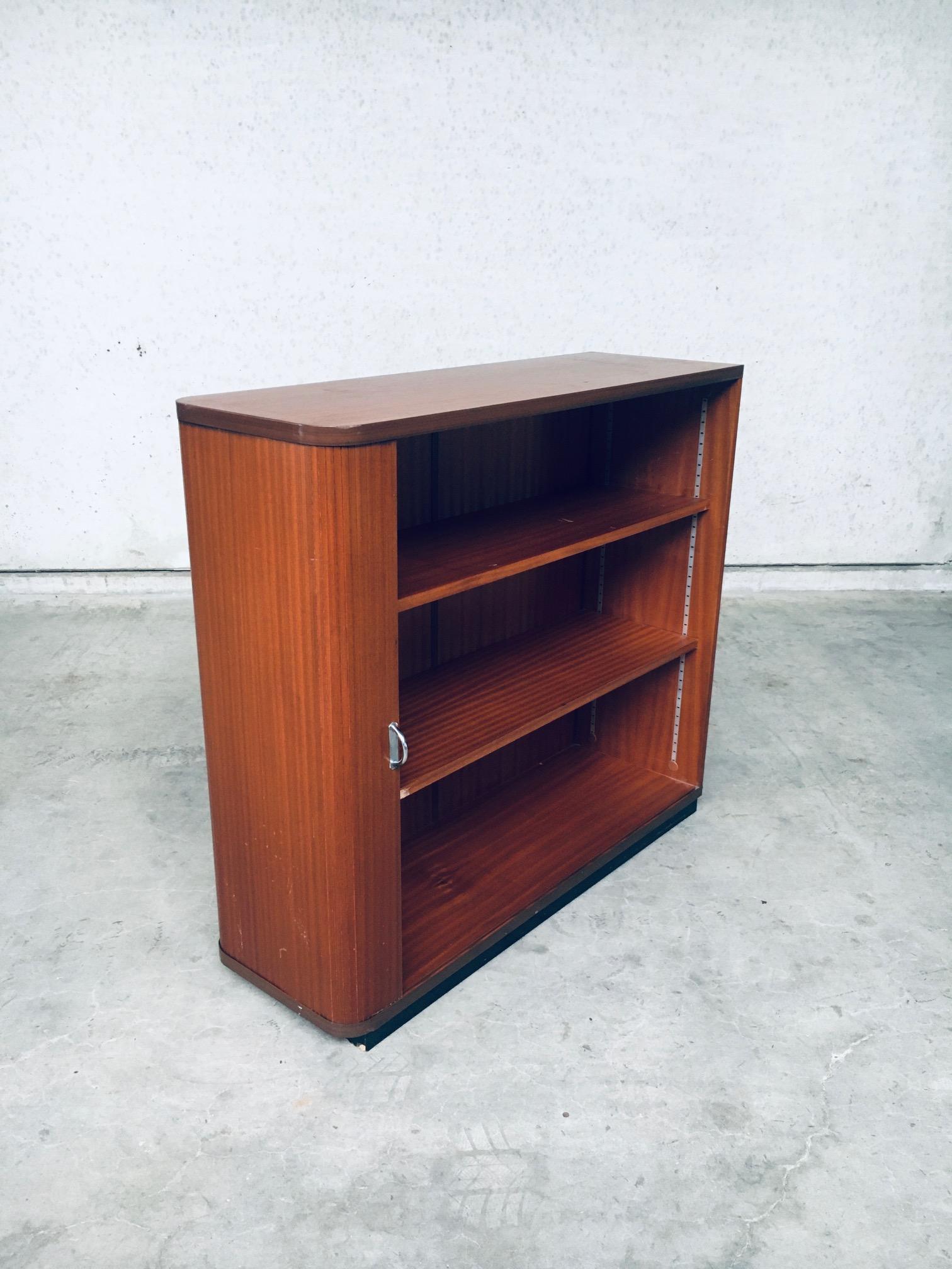 Mid-Century Modern Design Sliding Door Filing Cabinet, 1960s, Belgium For Sale 7