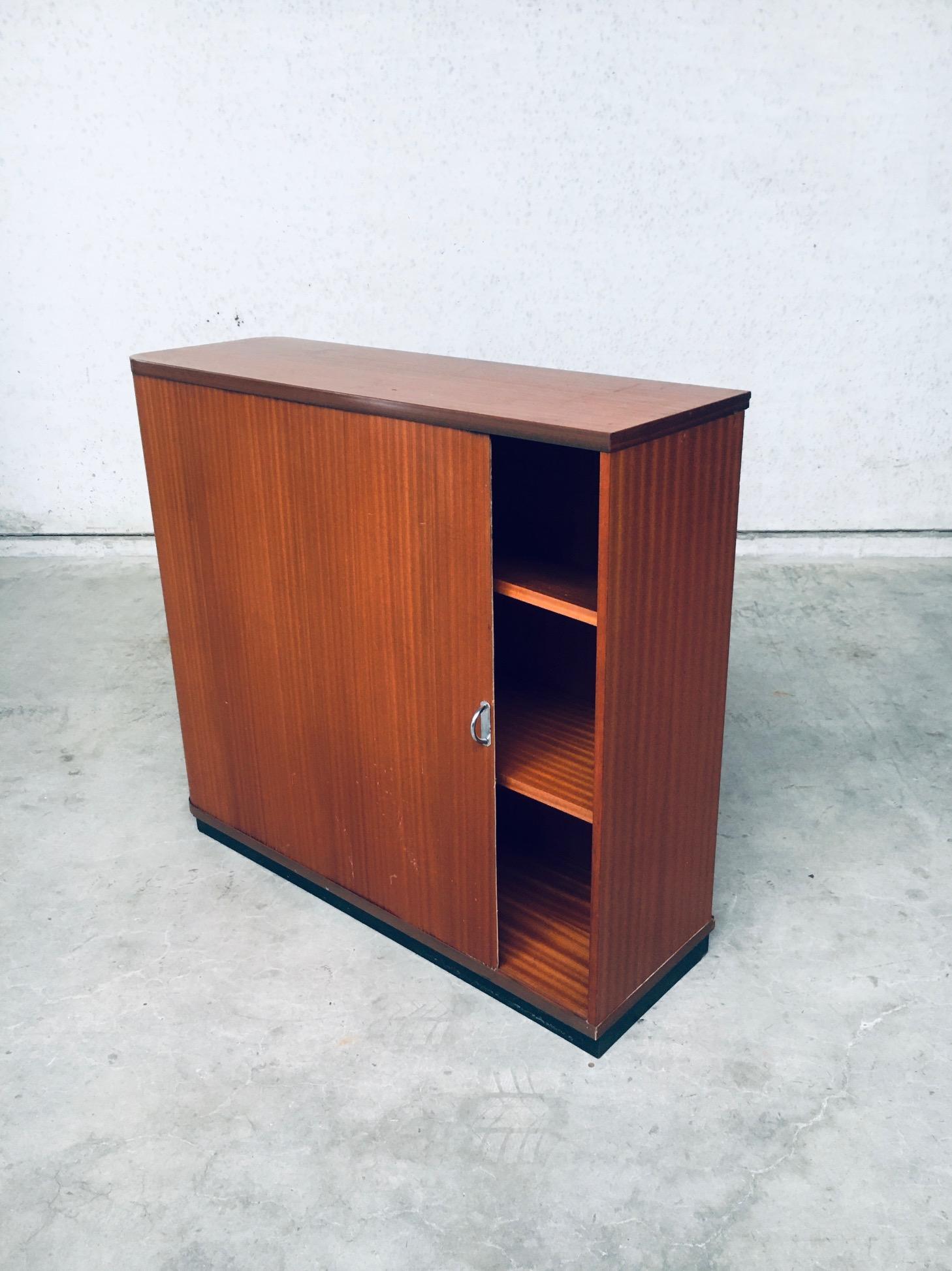 Mid-Century Modern Design Sliding Door Filing Cabinet, 1960s, Belgium For Sale 2