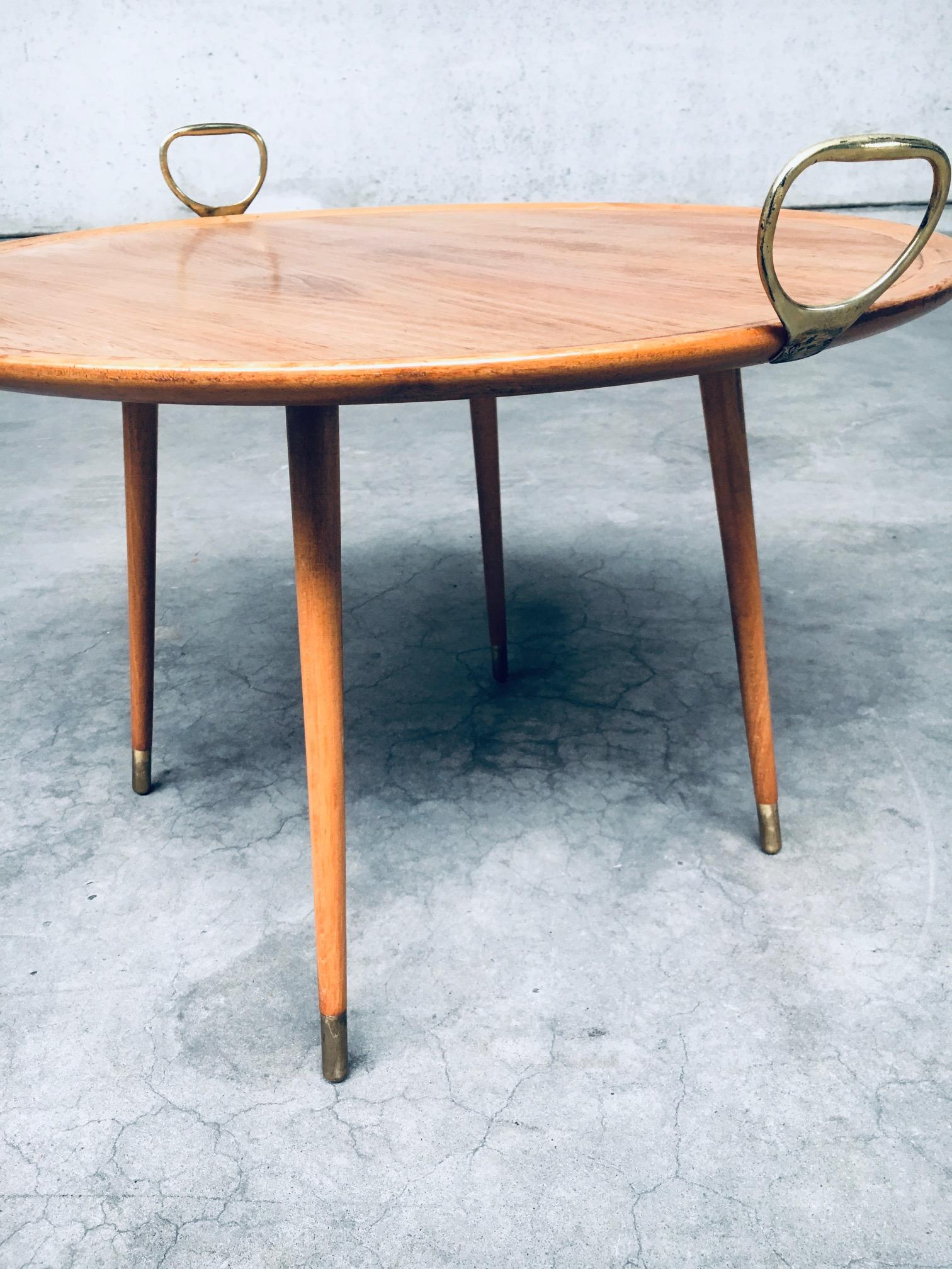 Mesa de centro o auxiliar TRAY de diseño moderno de mediados de siglo, Italia Años 60 en venta 5