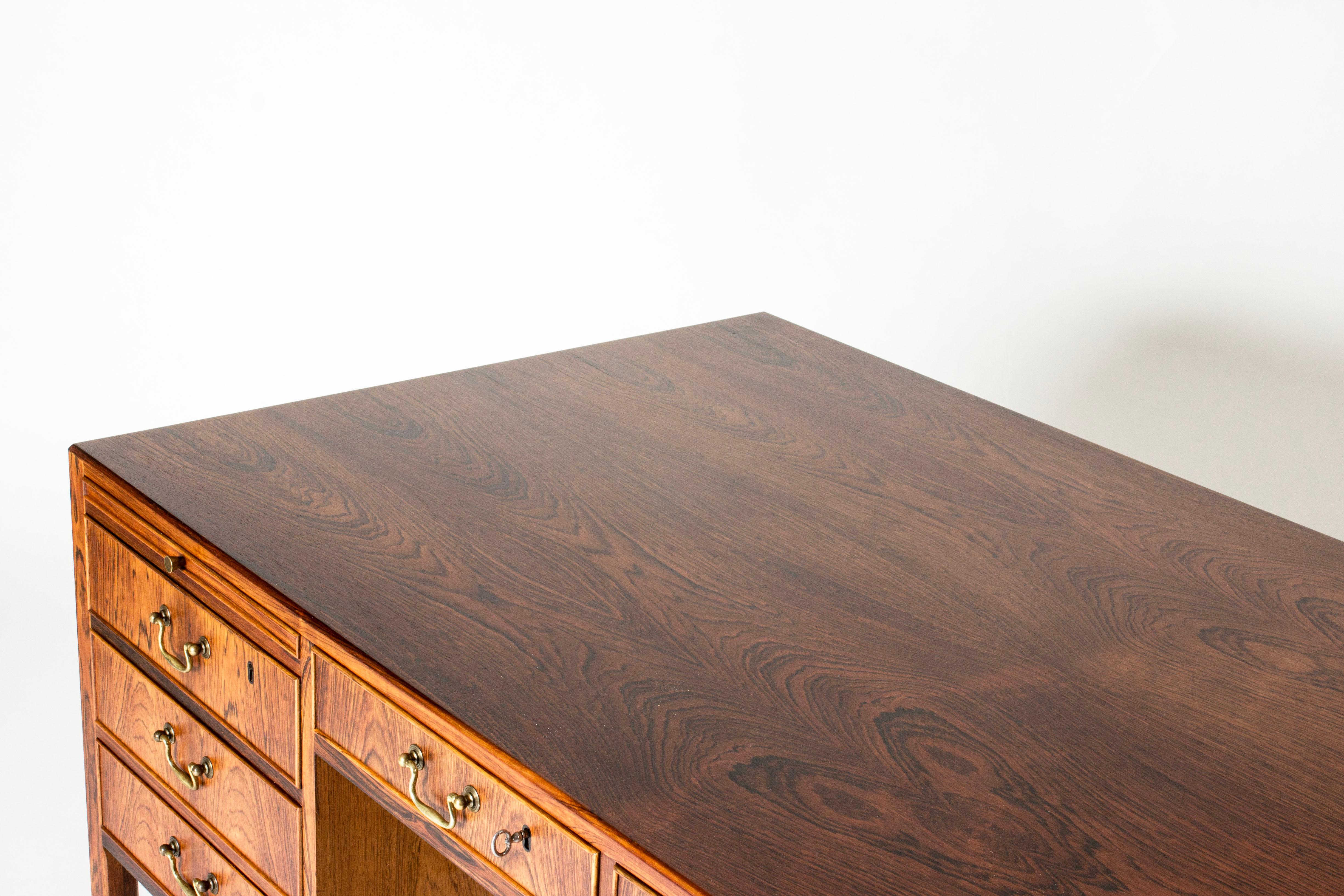 Bois de rose Bureau moderne du milieu du siècle par Ole Wanscher, A.J. Iversen, Danemark, années 1950 en vente