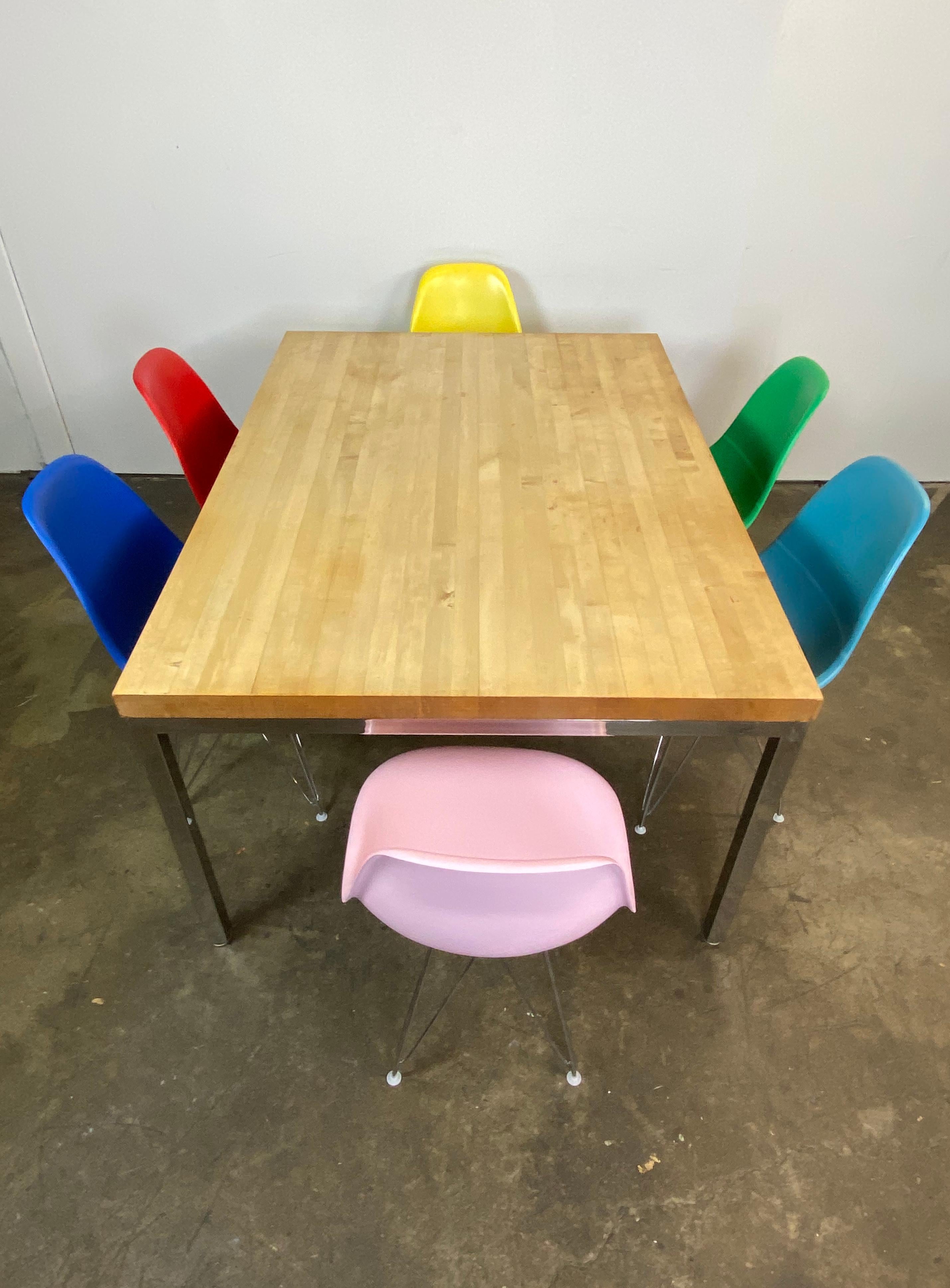 Mid-Century Modern Dining Set with Eames DSR Chairs 2