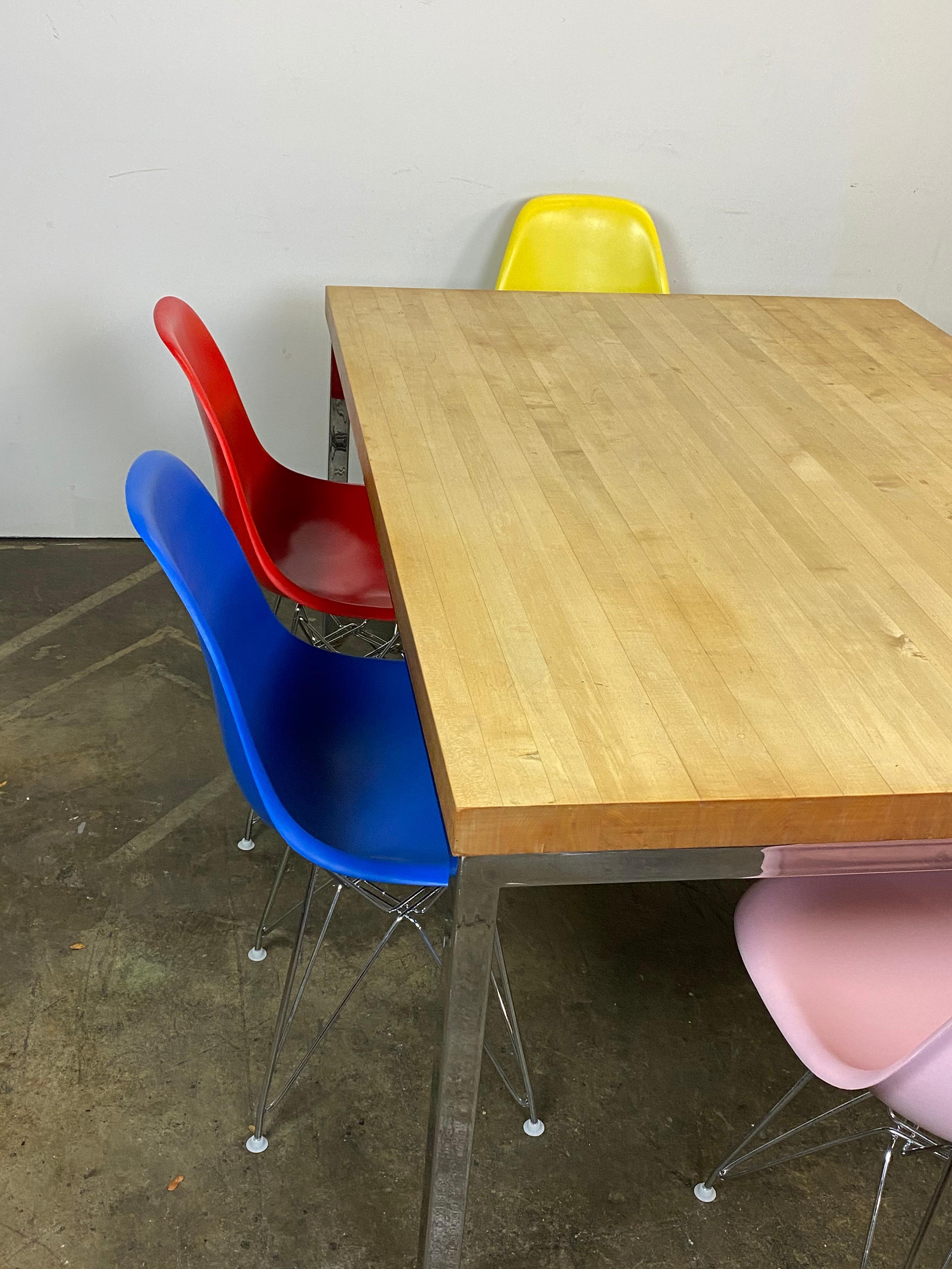 Mid-Century Modern Dining Set with Eames DSR Chairs 4