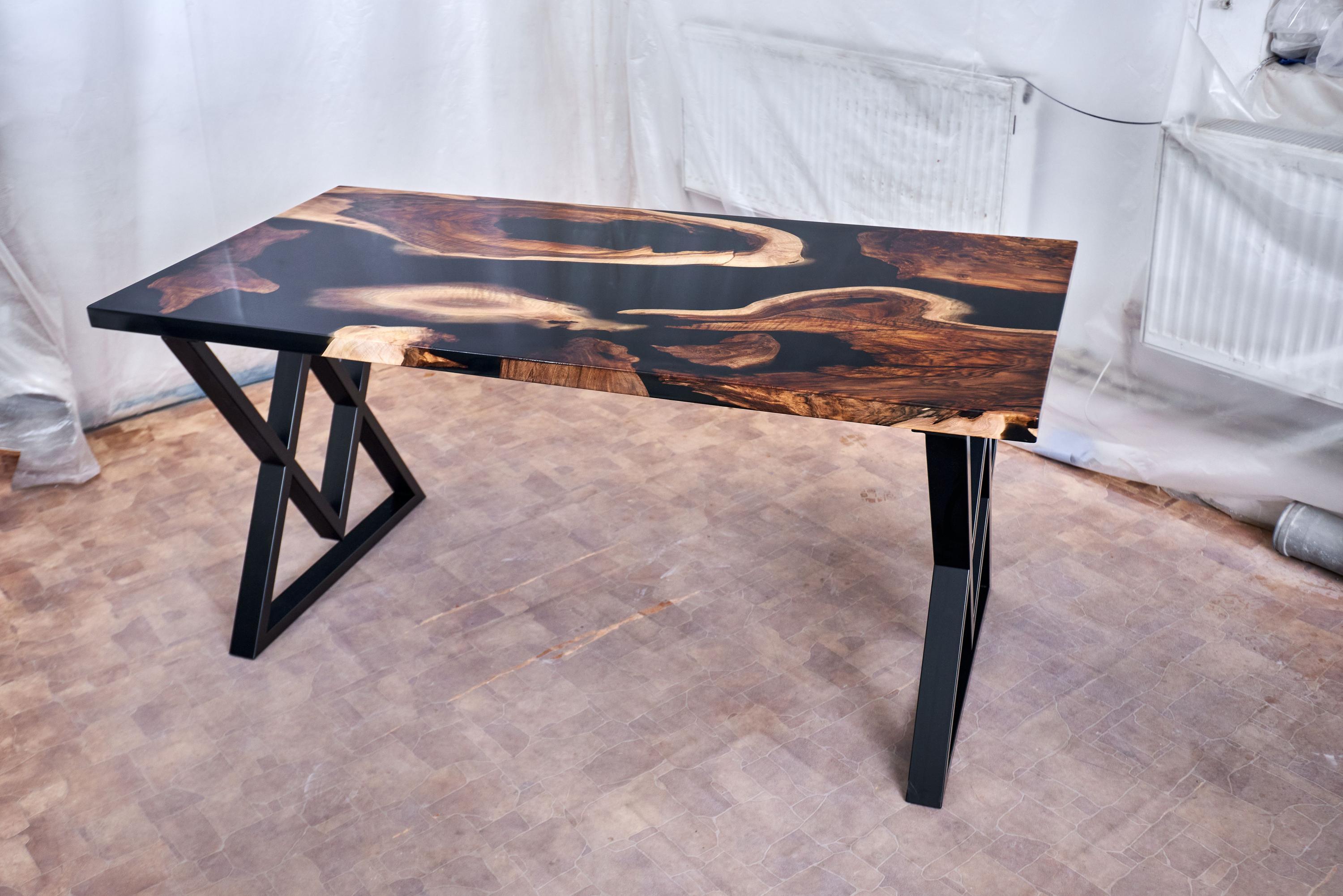 Midcentury Modern Dining Table Contemporary Dining Table Handmade Rustic Tables (Europäisch) im Angebot