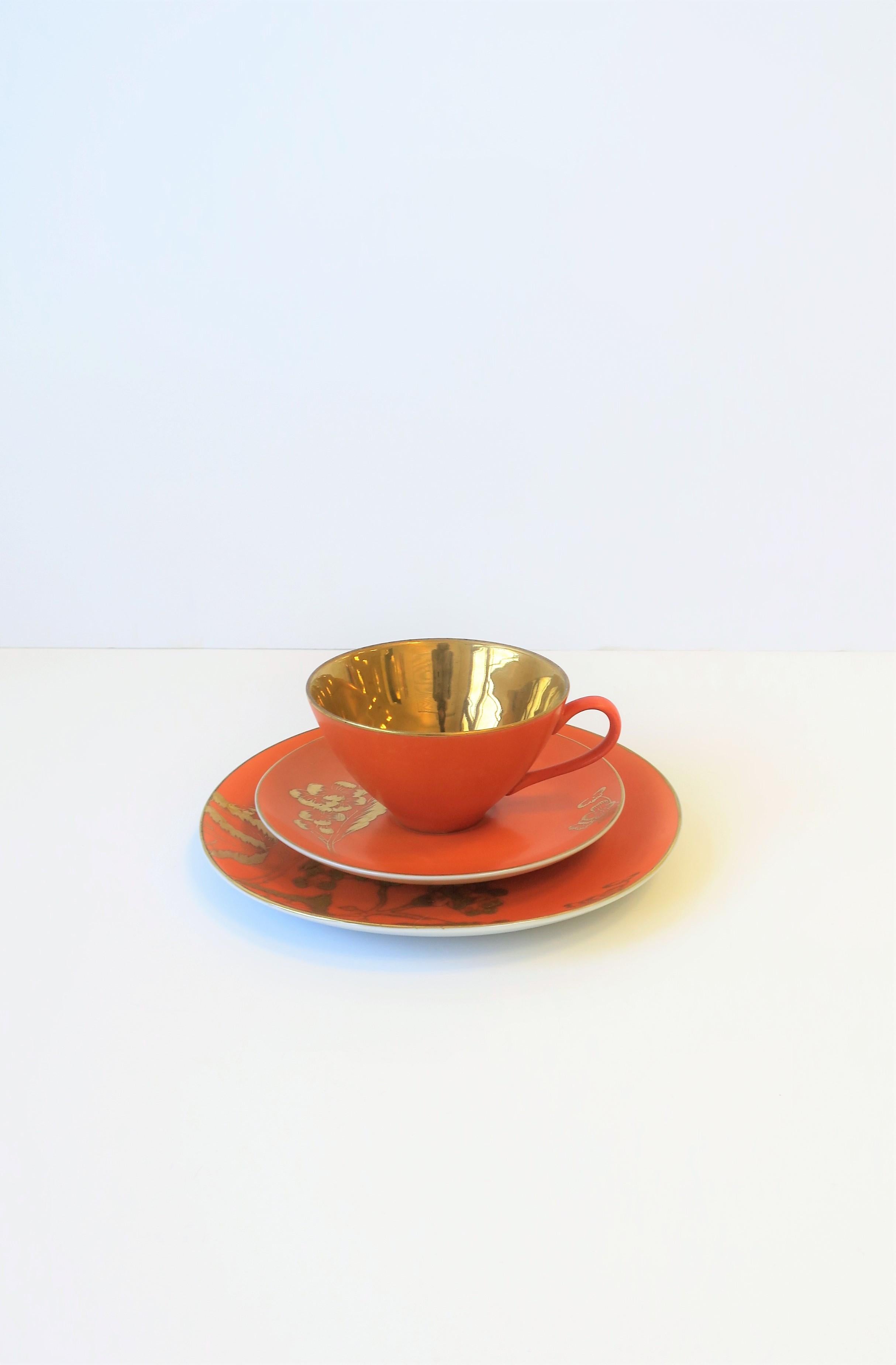 20th Century Midcentury Modern Orange & Gold Coffee Tea Lunch Dessert by Dorothy Thorpe, Set  For Sale