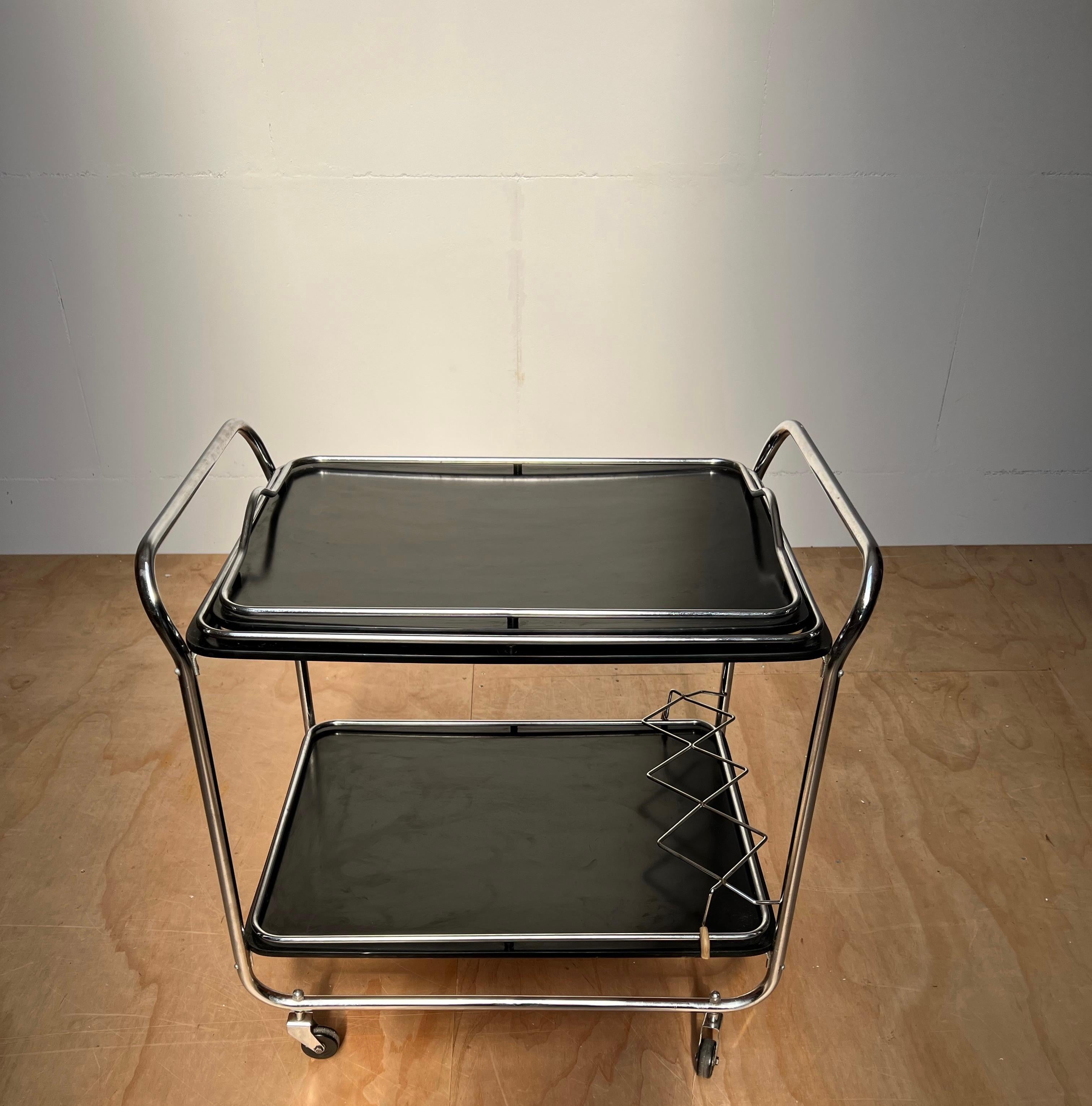 Midcentury Modern Drinks Trolley / Bar Cart w. Tray, Blackened Wood and Chrome In Excellent Condition For Sale In Lisse, NL