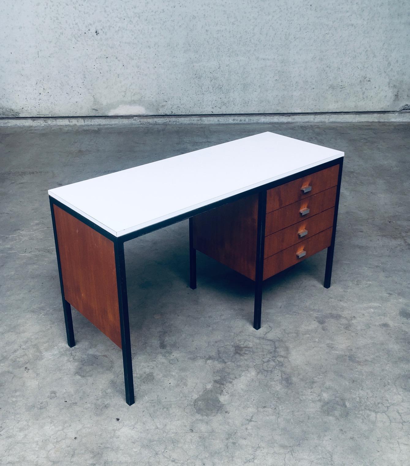 Metal Mid-Century Modern Dutch Design Desk, Netherlands, 1960's For Sale