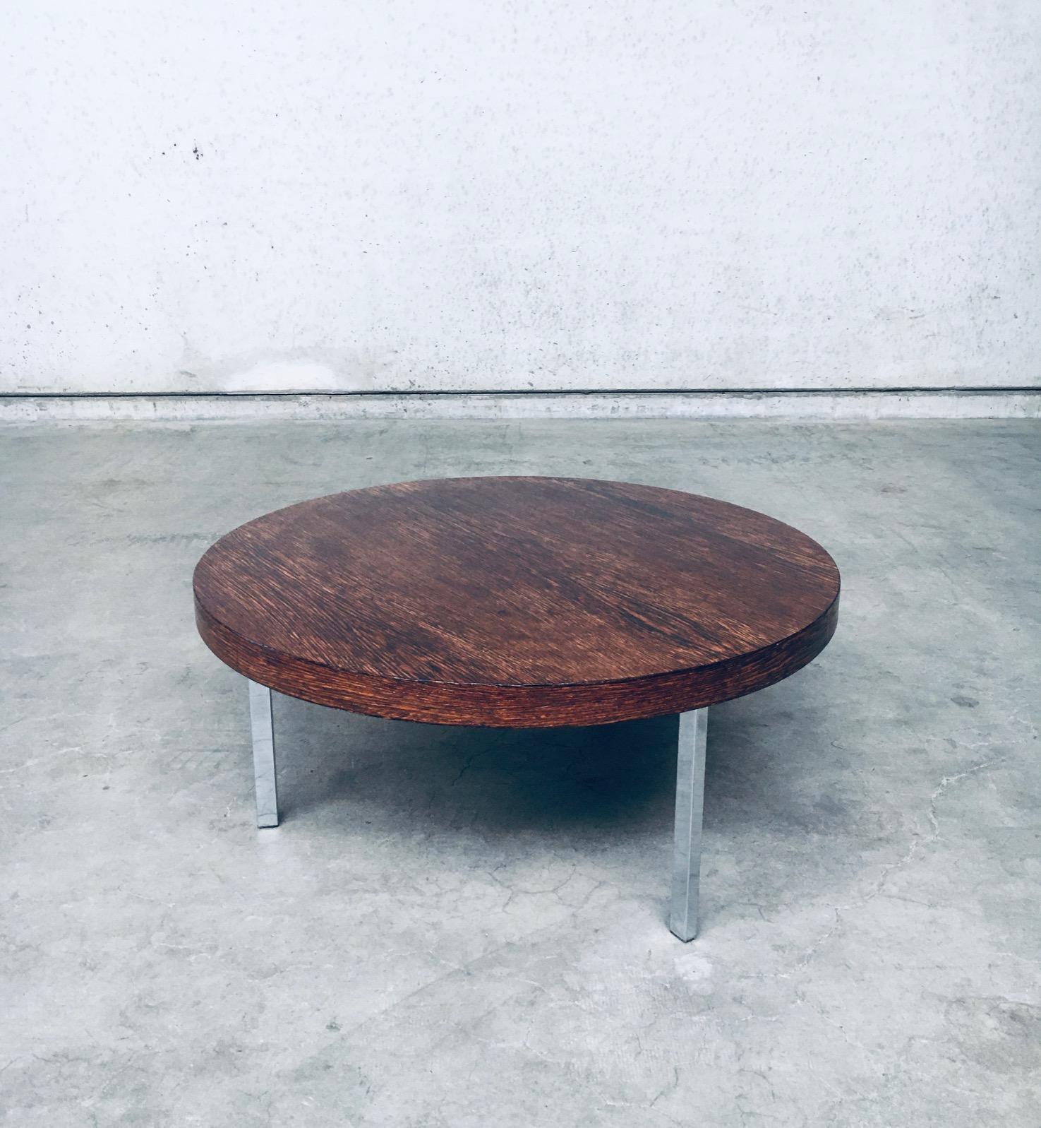 Midcentury Modern Dutch Design Tripod Coffee Table, Netherlands 1960's For Sale 11