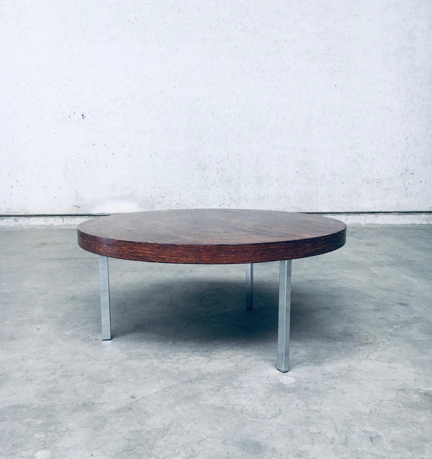 Mid-Century Modern Midcentury Modern Dutch Design Tripod Coffee Table, Netherlands 1960's For Sale