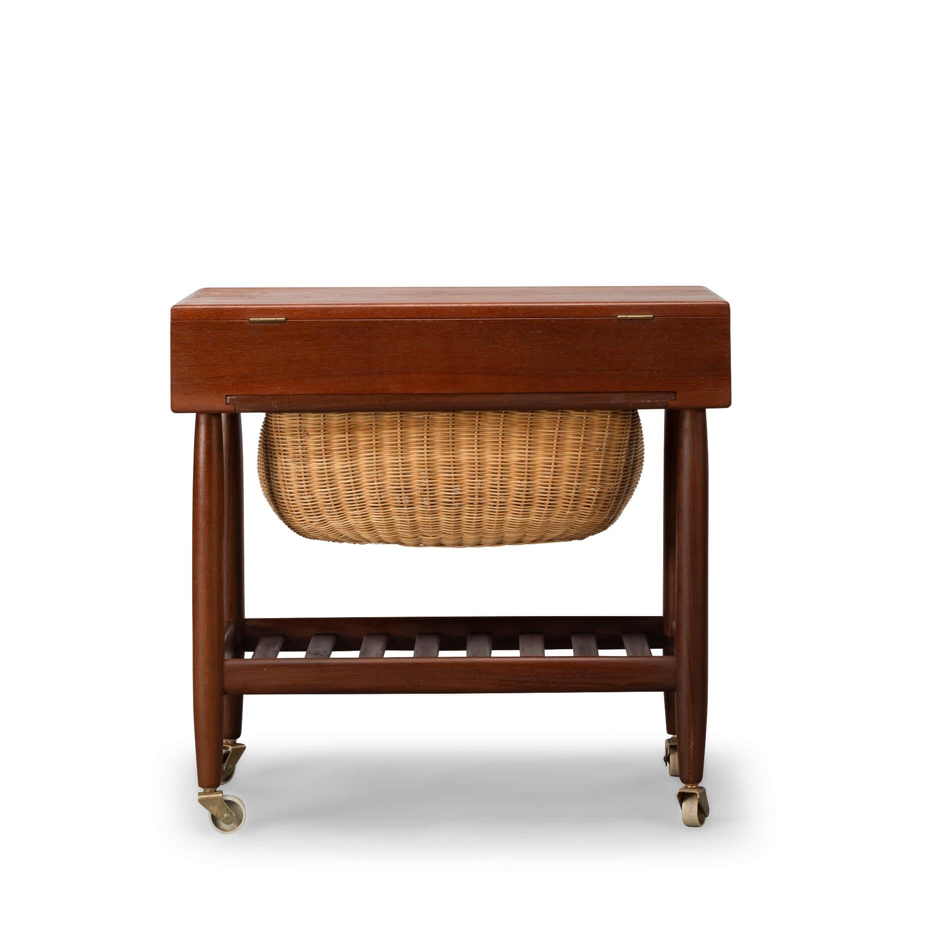 Danish Midcentury Modern Ejvind Johannson Teak Sewing Table for FDB Mobler, 1960s For Sale
