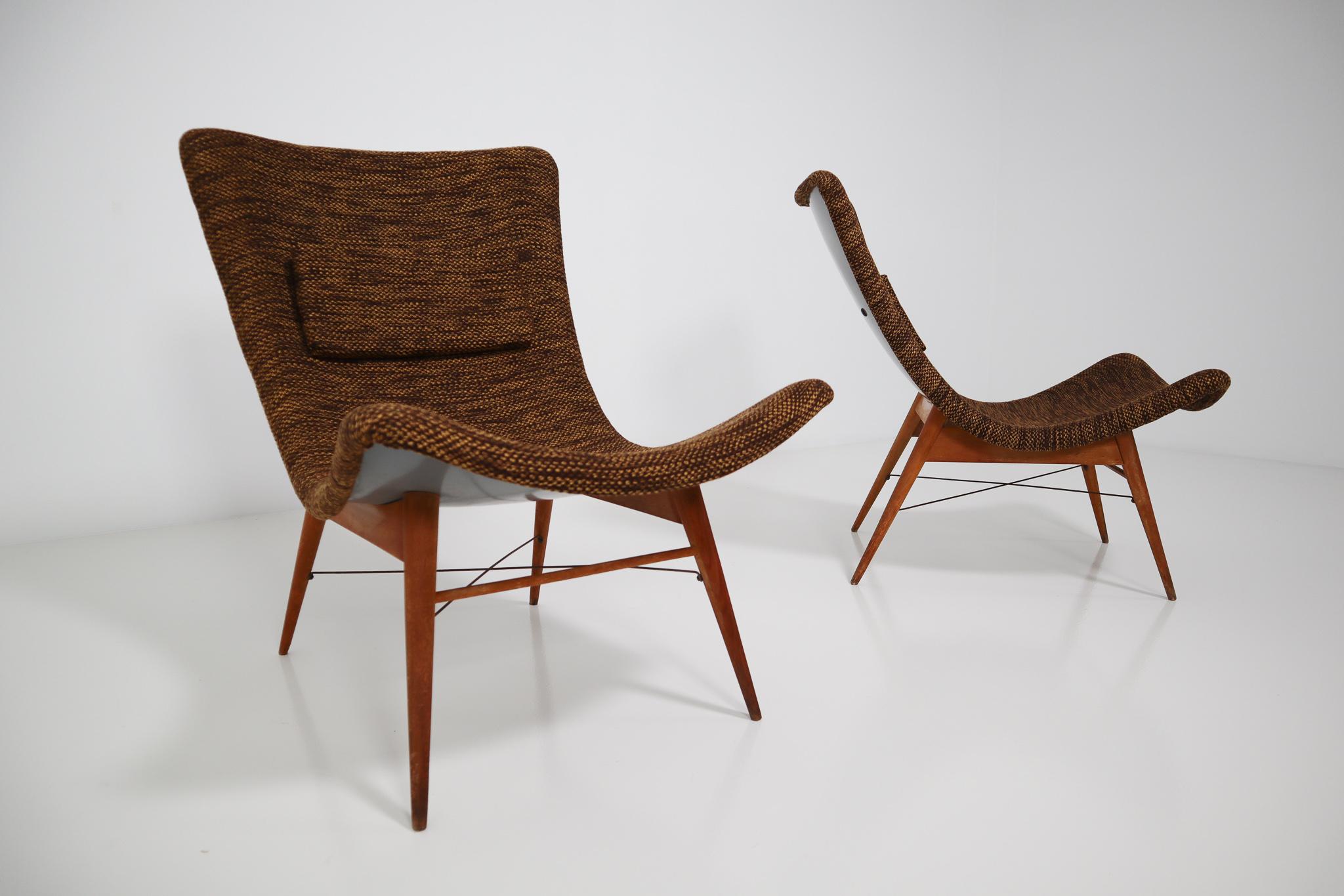 Mid-Century Modern Fiberglass Lounge Chairs by Miroslav Navratil, Czechia, 1959 In Good Condition In Almelo, NL