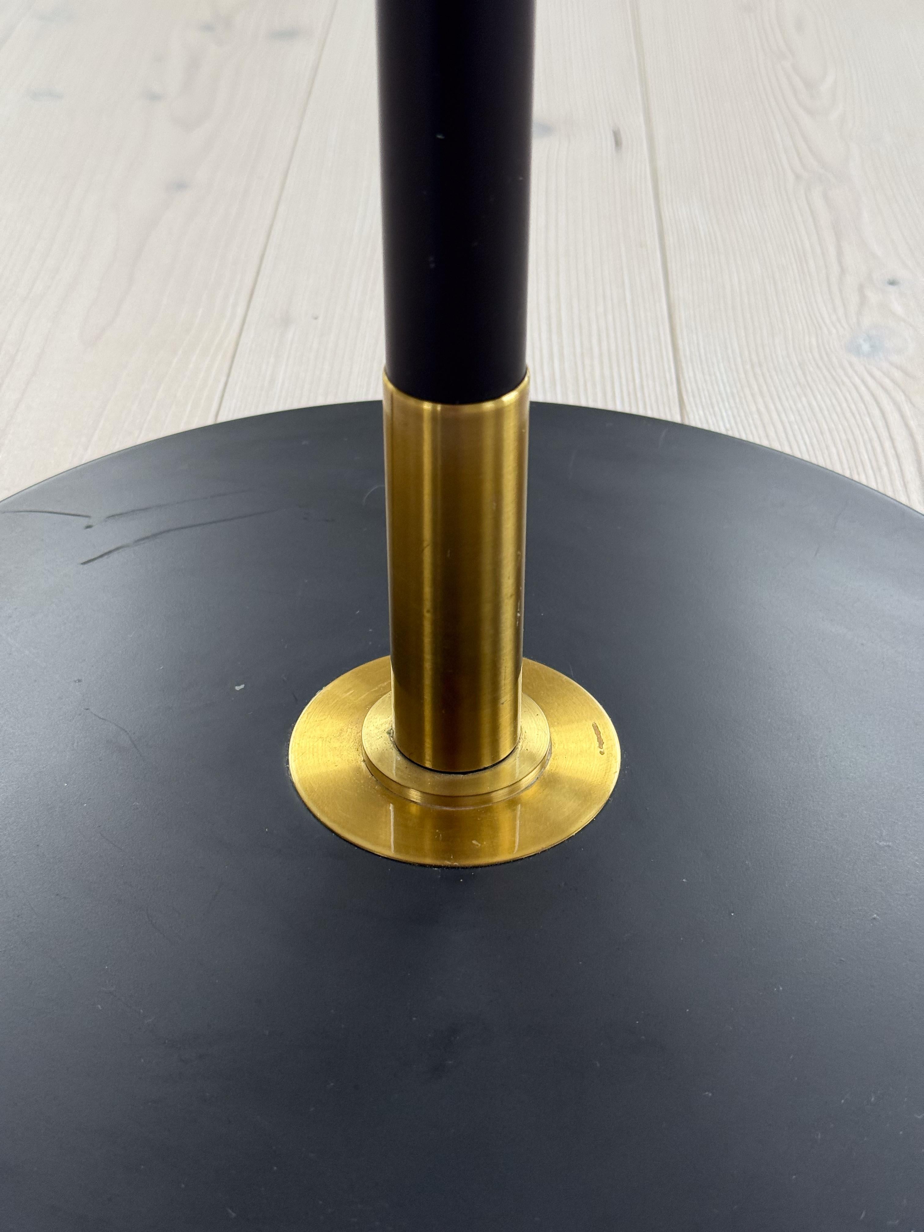 Lampada da terra moderna del MidCentury Aage Petersen, per Le Klint, Danimarca, anni '70 in vendita 1